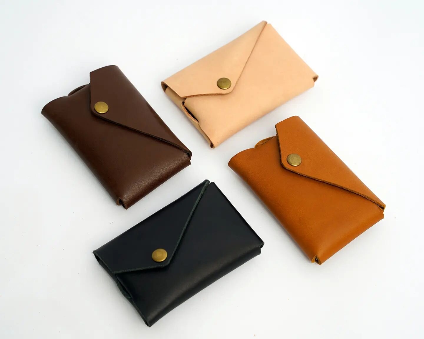 Compact, minimal and secure. This wallet is constructed to last without stiching or glue from a single piece of folded leather. Available in 4 colours.