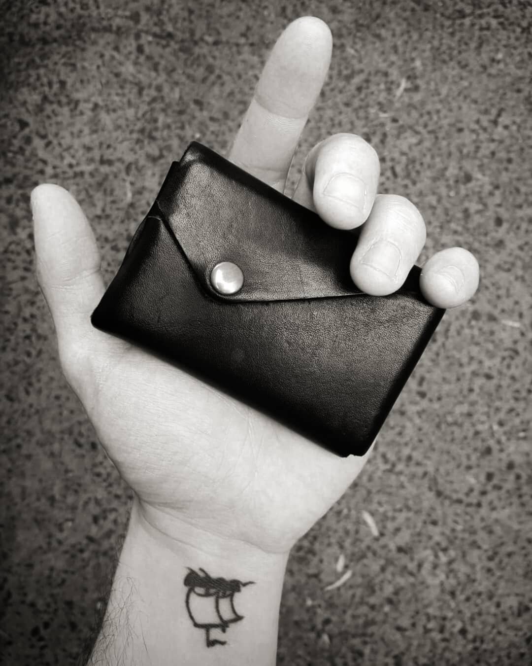 Black on!
@workshopaus on tonight, get in to learn how to make these and take one home.
.
.
.
#Sydney #Redfern #create #creatives #blackonblack #tattoo  #workshop #leather #leatherwork #diy #wallet #cardholder #pouch #unisex