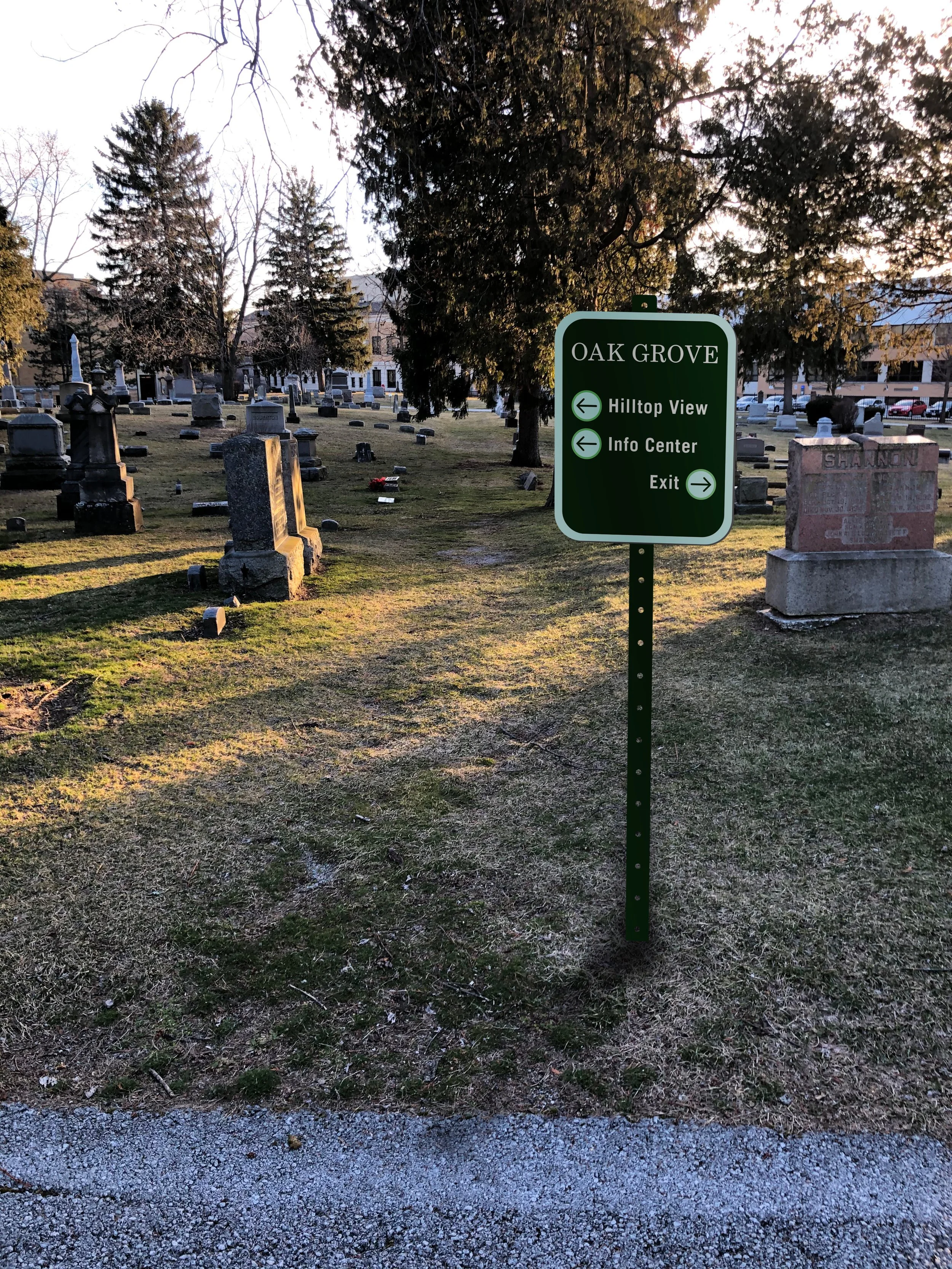 Oak Grove Cemetery - Wayfinding • (04/08/2020)