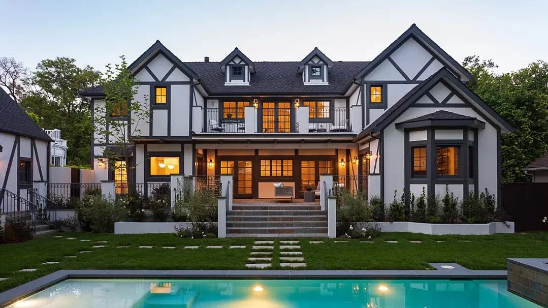 11-4 New Pool Design and Construction 4.jpg