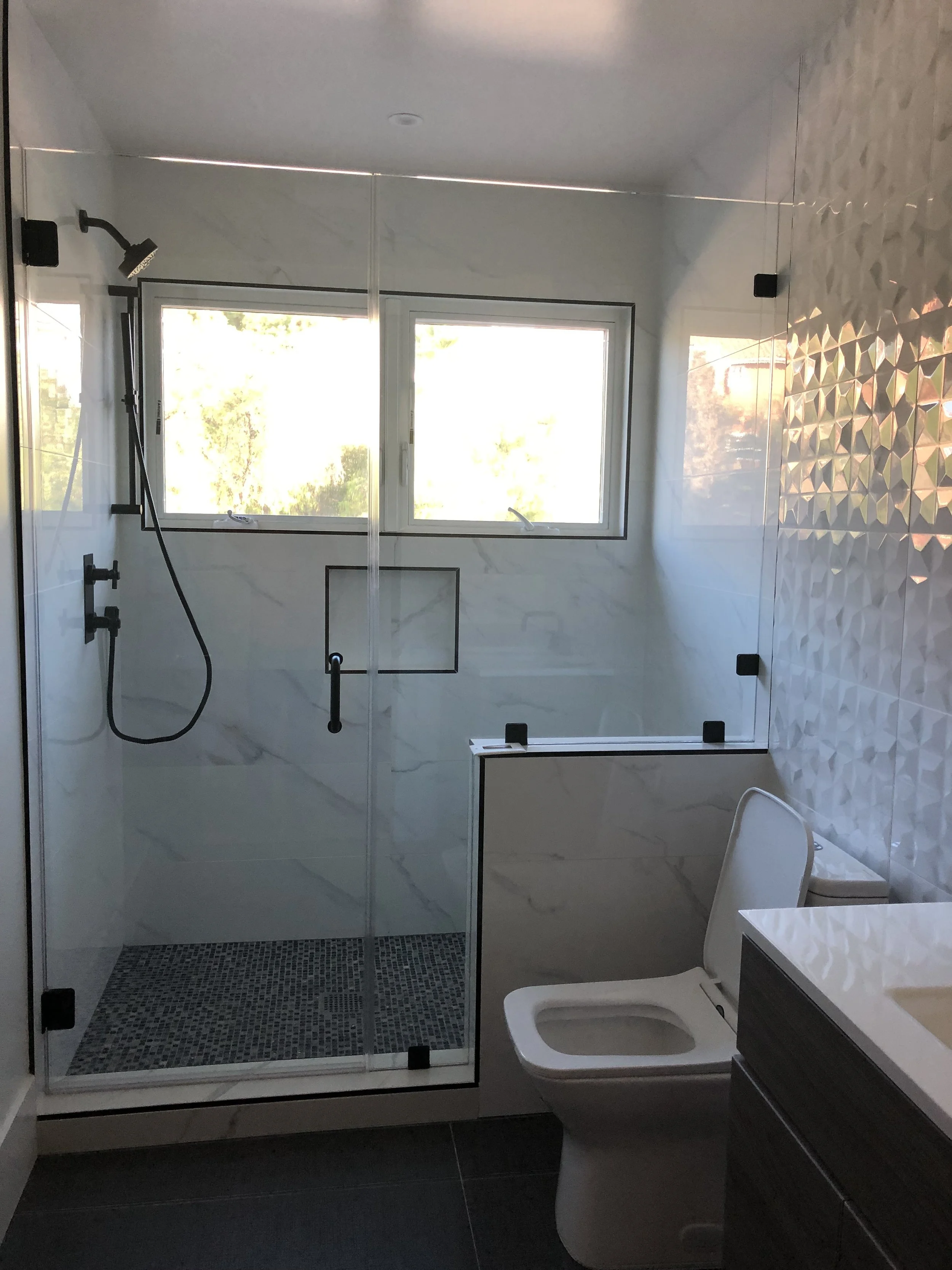 Bathroom Remodeling 2.jpg