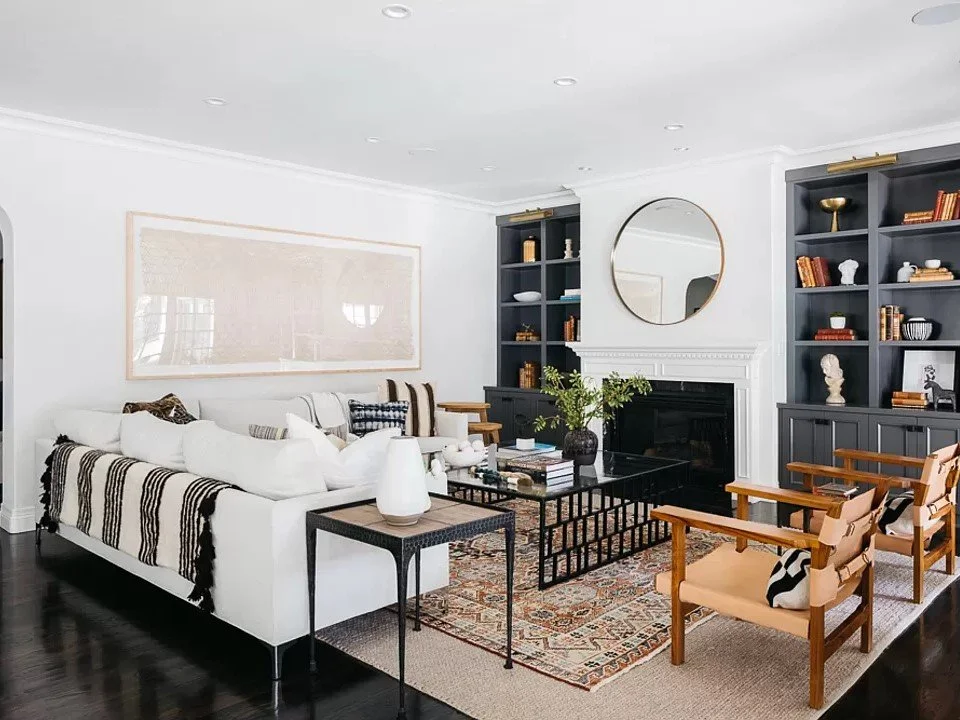 5-4 Family Room.jpg