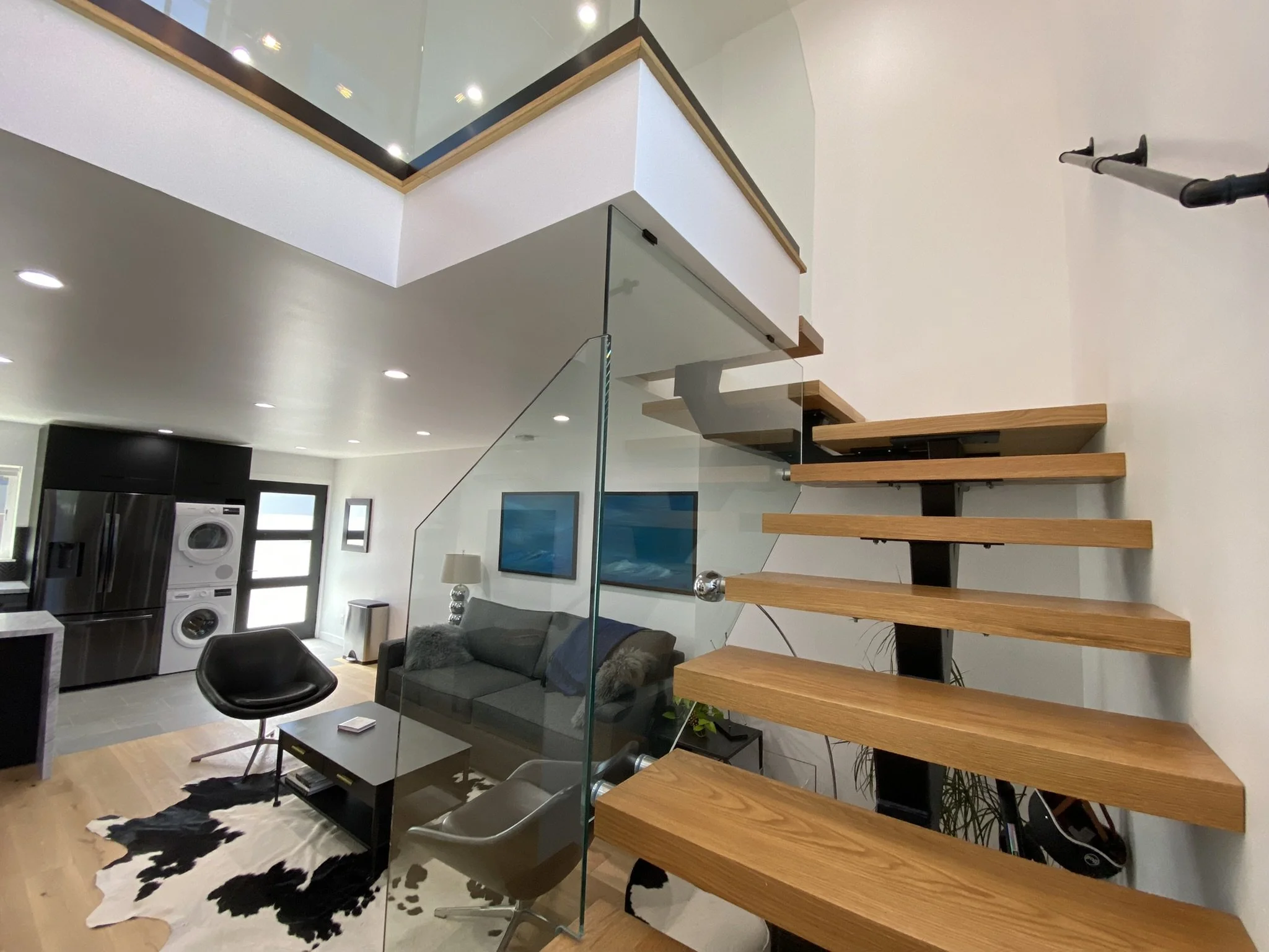 ADU Modern Staircaase.JPEG