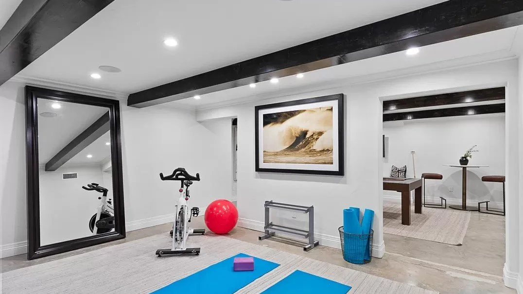 10 Home Gym Remodeling.jpg