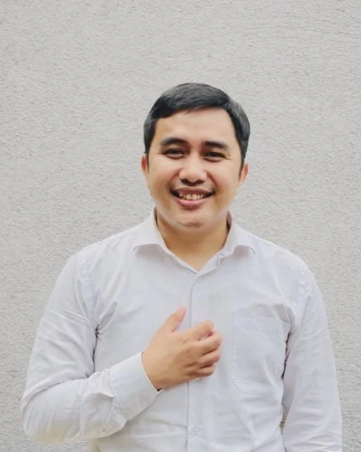 “English is essential for my medical research work” - Mahathir, Indonesia