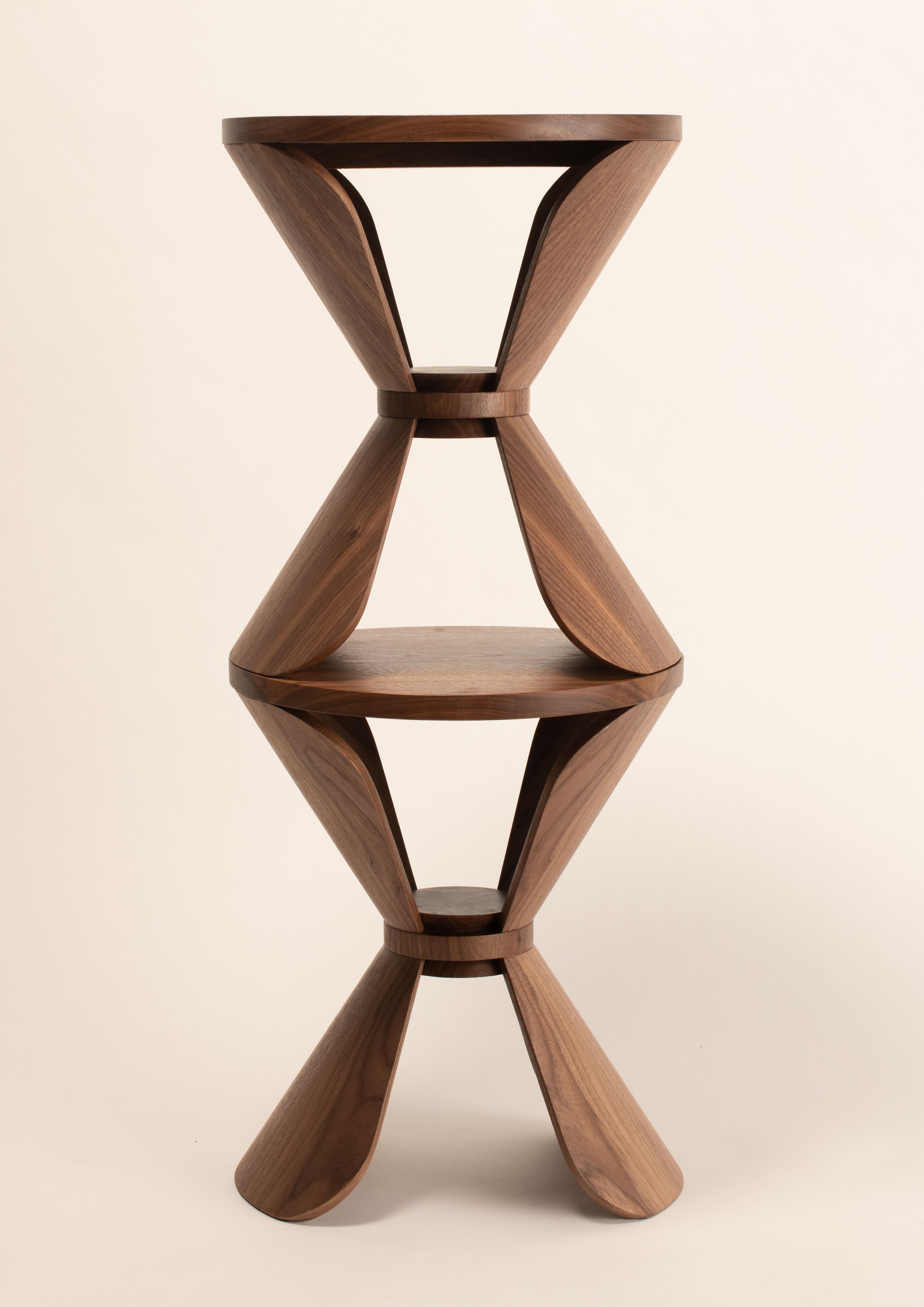 Nae_Tanakorn_ResonateSide_Table_04.jpg