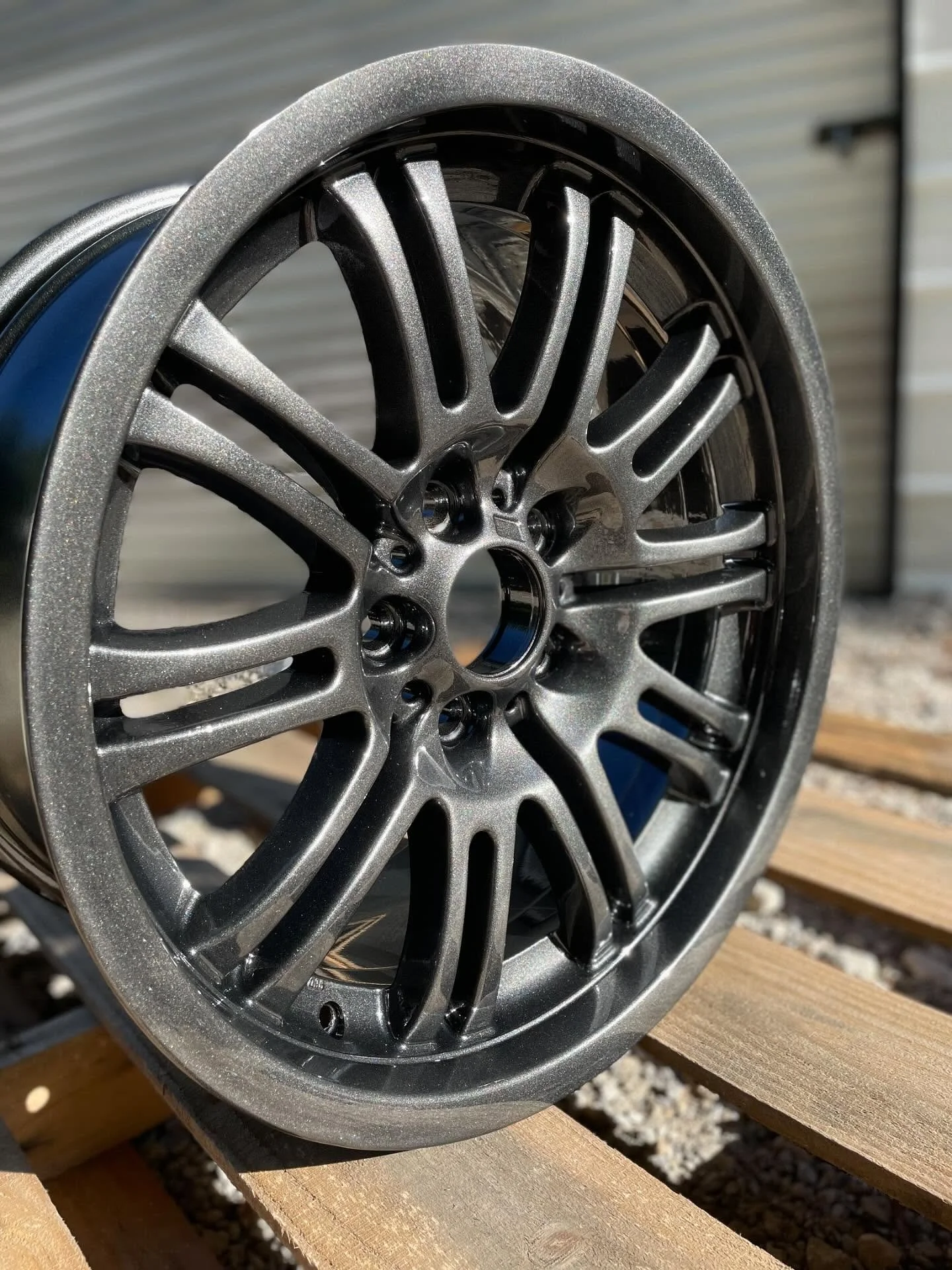 Set of BMW wheels refinished in @columbiacoatings Kingsport Grey and Super Durable Wet Clear 🤙 simple and clean!
.
.
.
.
#powdercoat #powdercoating #powdercoated #powdercoatedwheels #wheels #bmw #refinished #restored #restoration