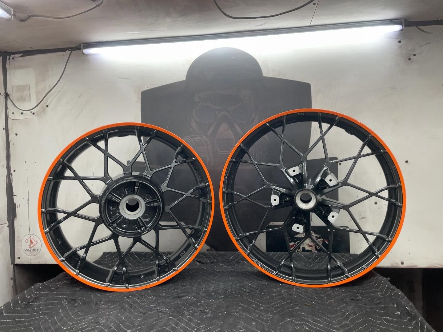 Harley wheels we 2 toned a few weeks ago and shipped all the way to Pennsylvania! 

Beyond thankful for the opportunities we have been presented with this year! Our customer could have chosen anyone and he chose to trust us!

PS we will be back up an