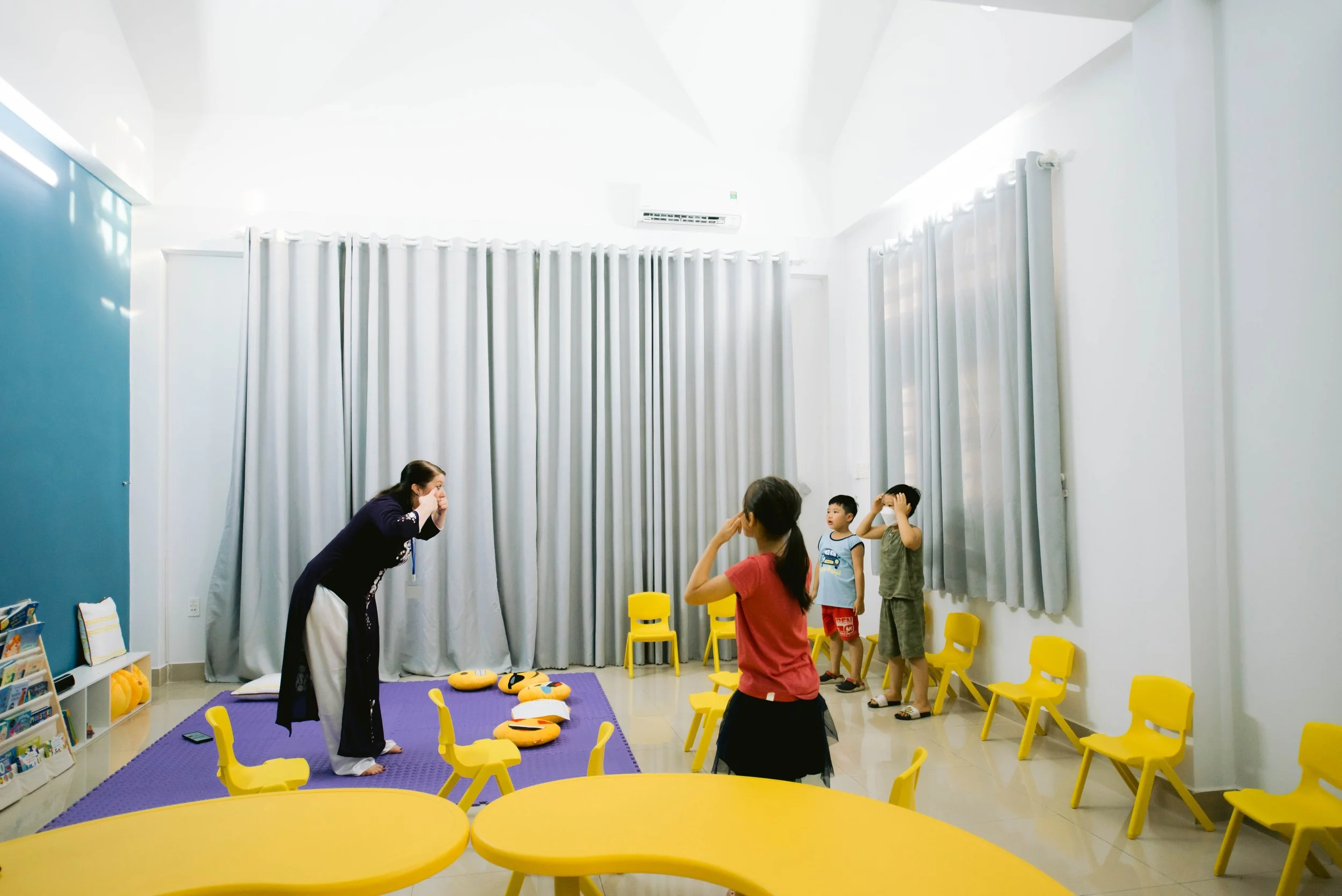 Chelsea teaching.jpeg