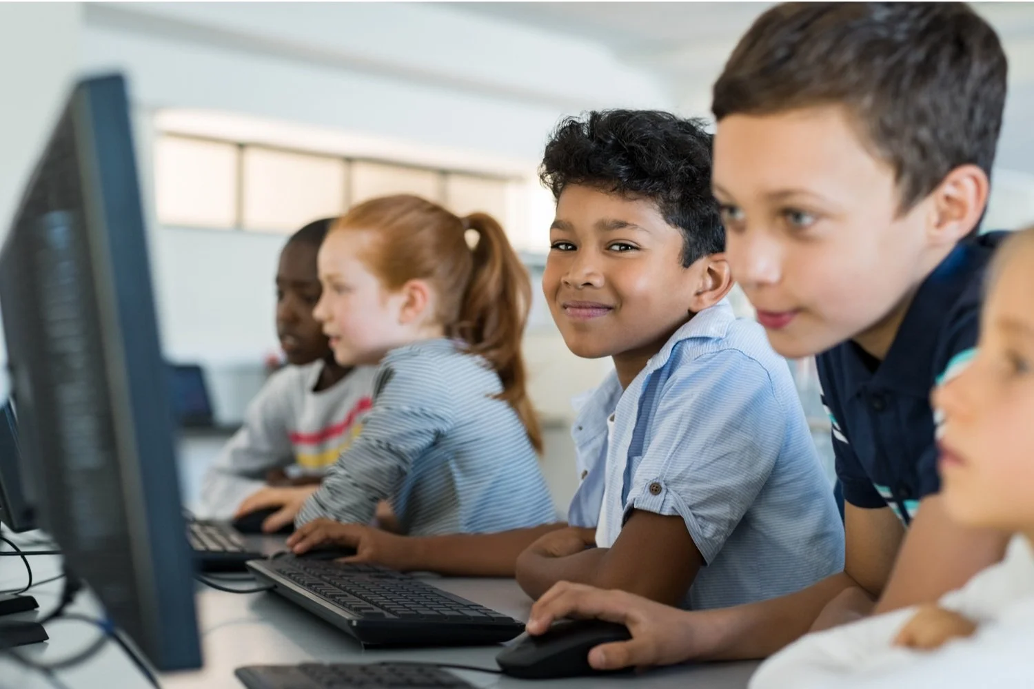 kids coding computers