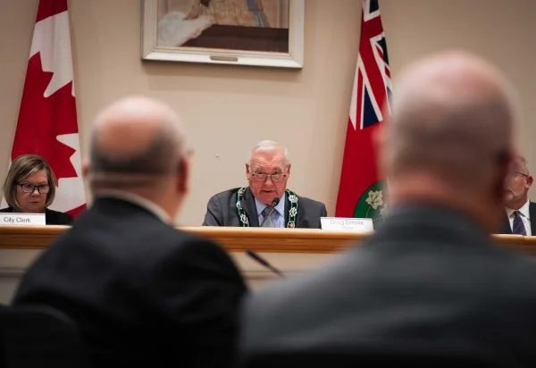 Pay increase for councillors moves ahead over objections from Perry and Ashmore