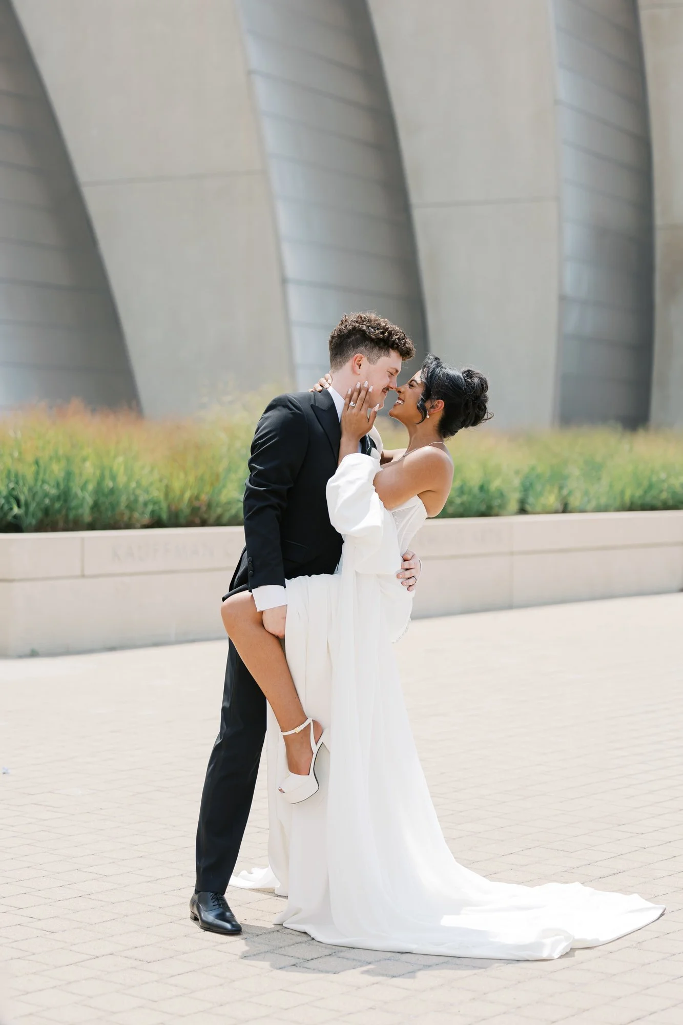 Monphotography-Kansas-City-Union-Station-Engagement-Photographer-3139.jpg