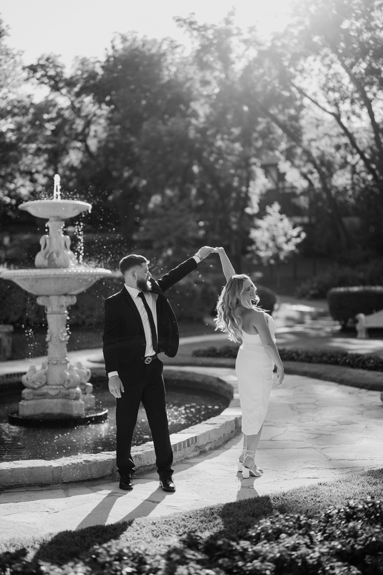 Monphotography-Kansas-City-Engagement-Photographer-2-22.jpg
