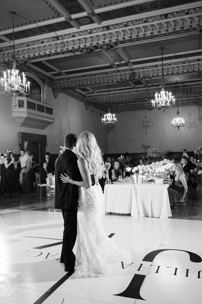 Monphotography-The-Century-Club-Wedding-Kansas-City-100.jpg