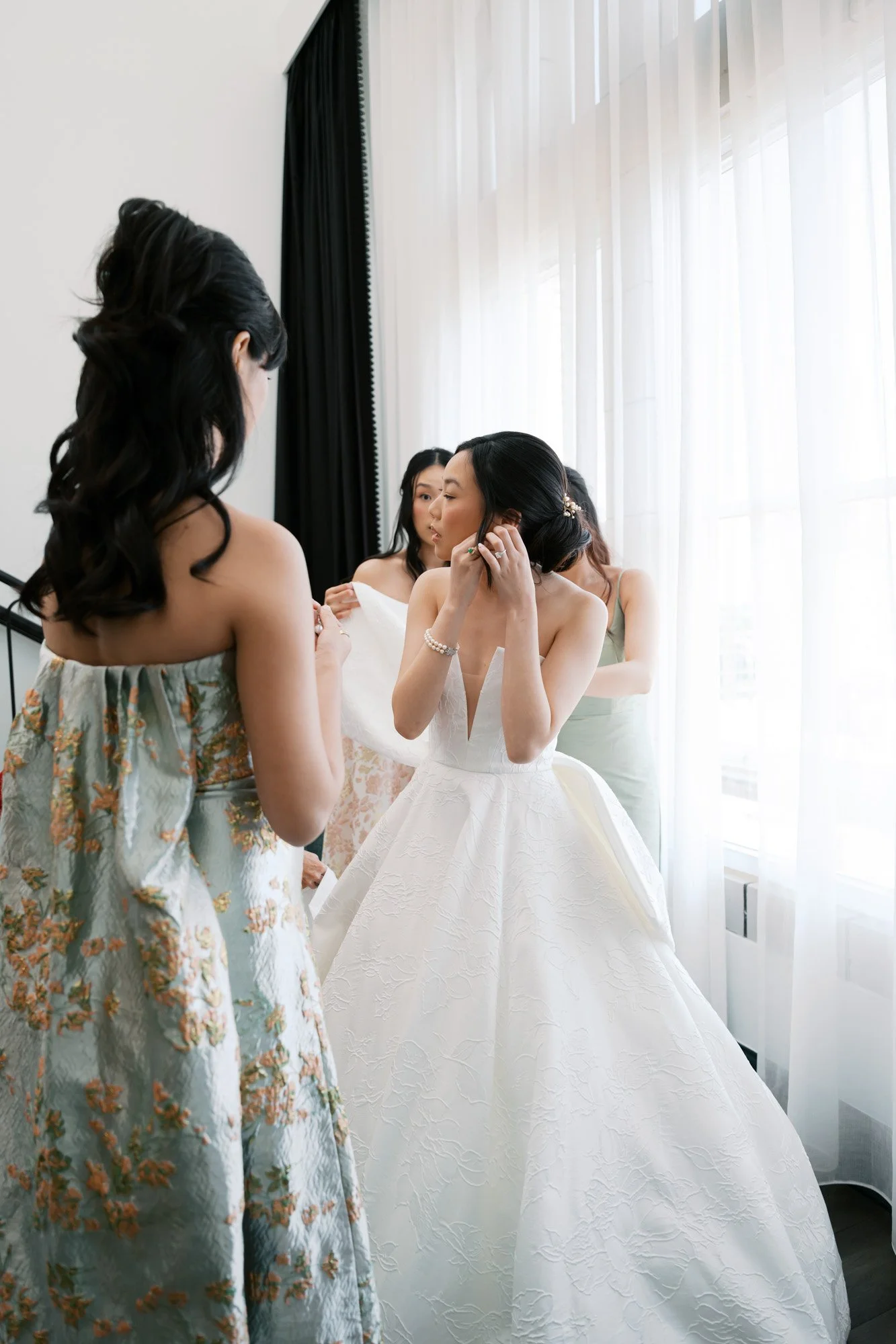 Bride Getting Ready at Hotel Kansas City Wedding Photography