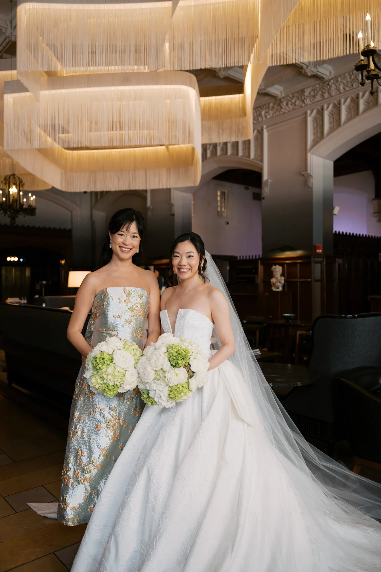 Hotel Kansas City Wedding Bridal Party Portraits Monphotography