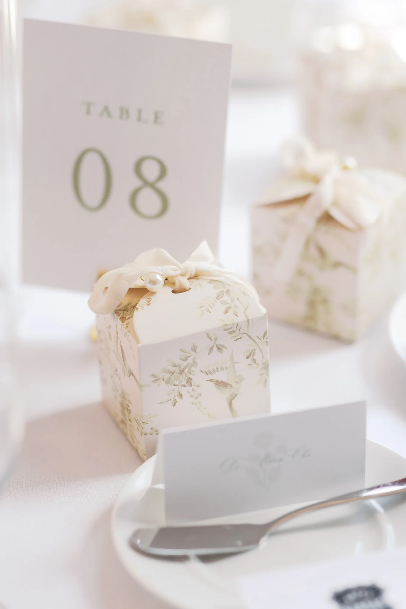 Tudor Ballroom Wedding Details Hotel Kansas City Monphotography