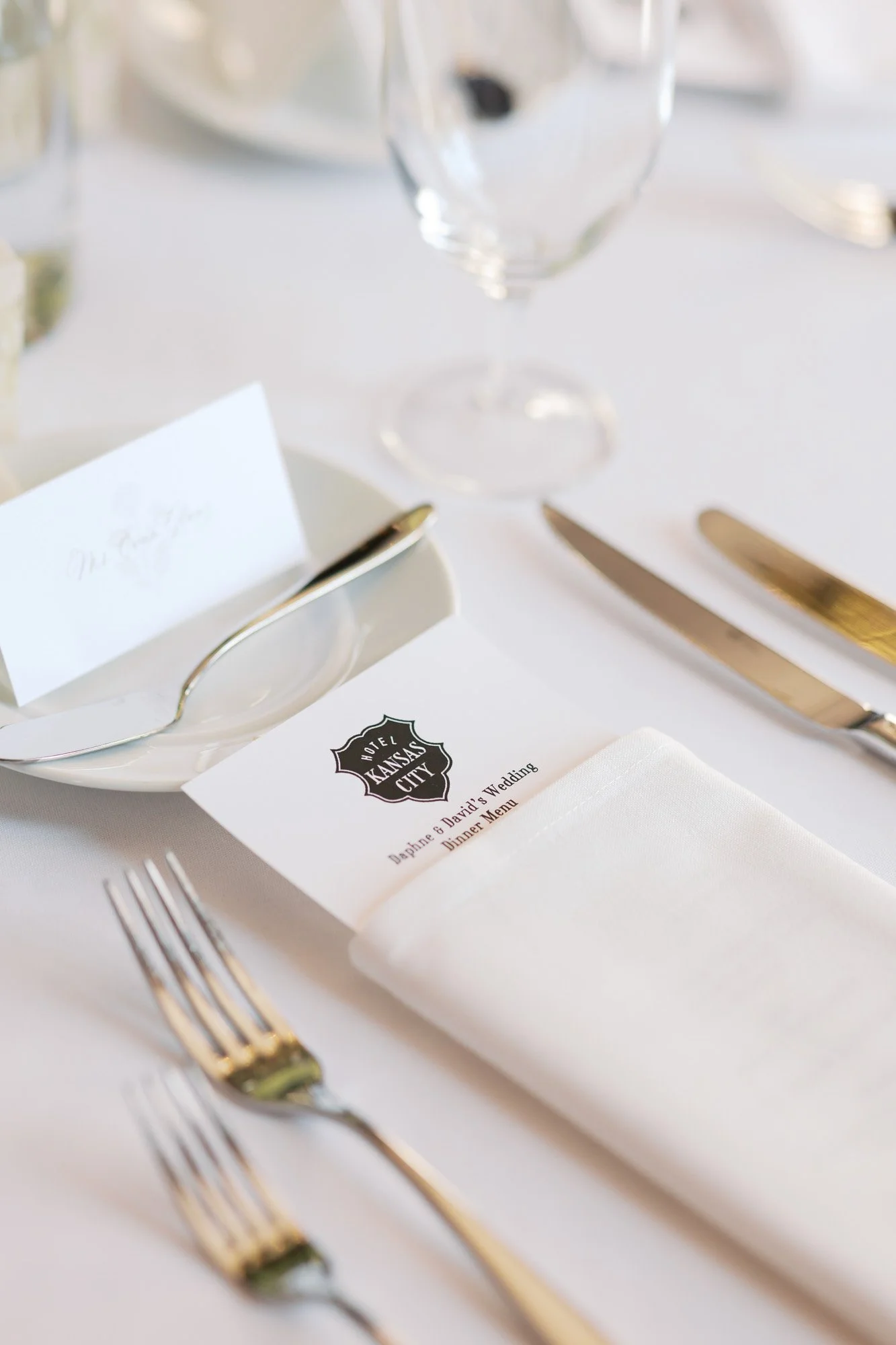 Tudor Ballroom Wedding Details Hotel Kansas City Monphotography