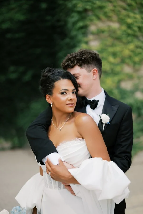 Monphotography-Kansas-City-Wedding-Photographer-Nelson-AtKins-Kauffman-Center-0299.jpg