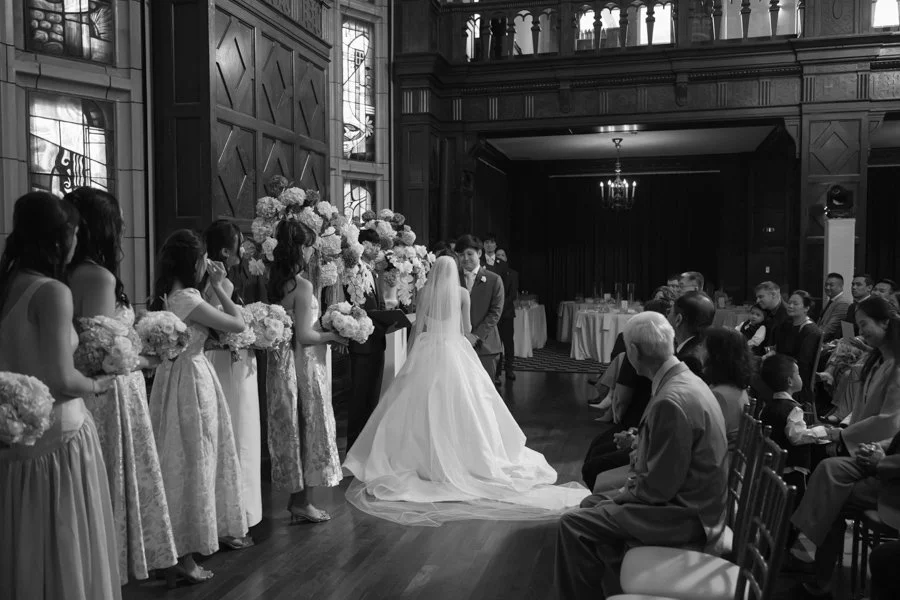 Monphotography-Kansas-City-Wedding-Photographer-Nelson-AtKins-Kauffman-Center-6300.jpg