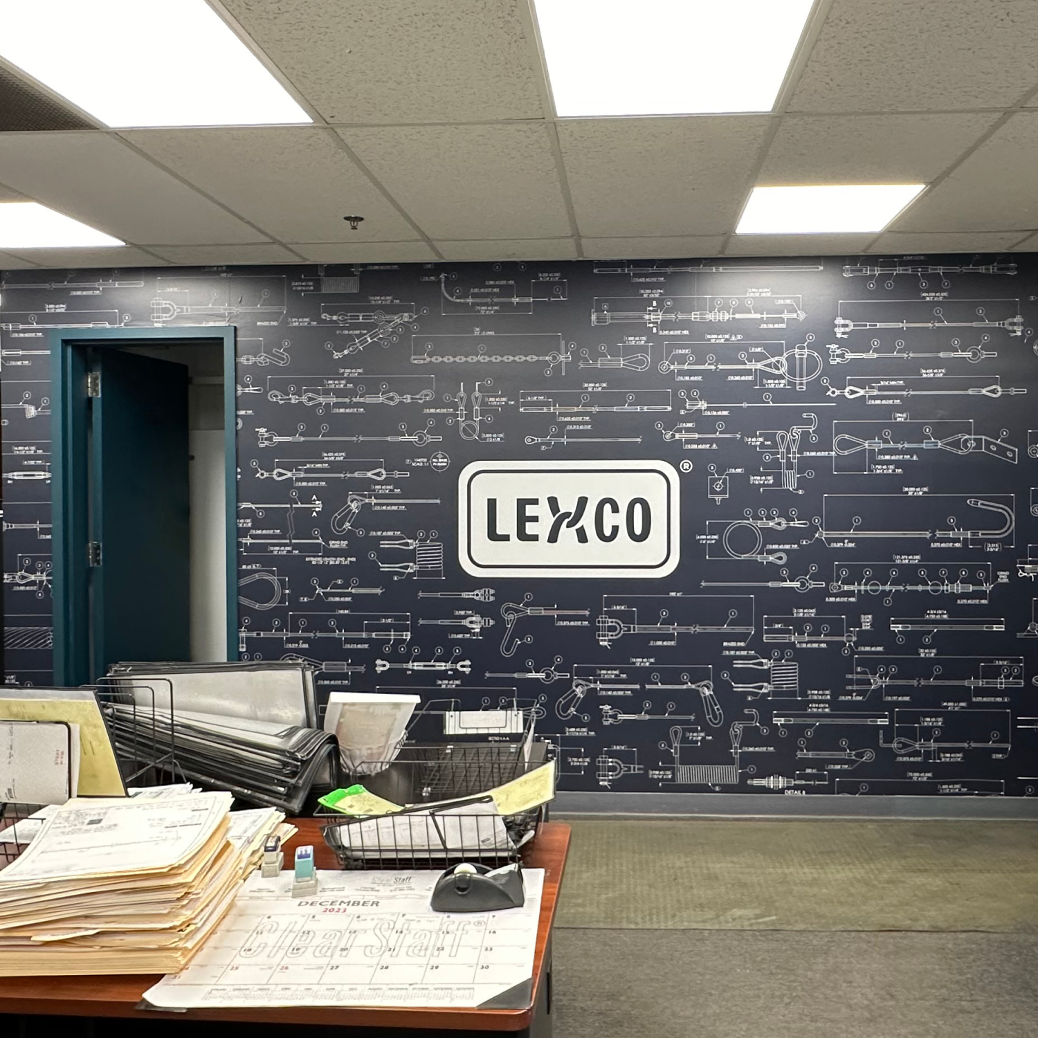 LEXCO Cable workplace photography 6