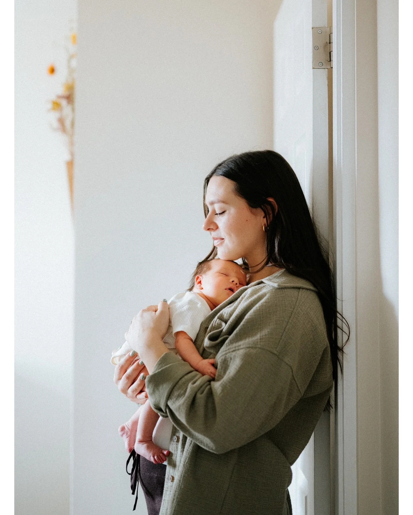 I am bias. But I do think my job has the best evolution of following clients through beautiful life chapters. 
Welcome to the world Baby Emma. 💛
Your parents are pretty cool. 

@jordanna_marie