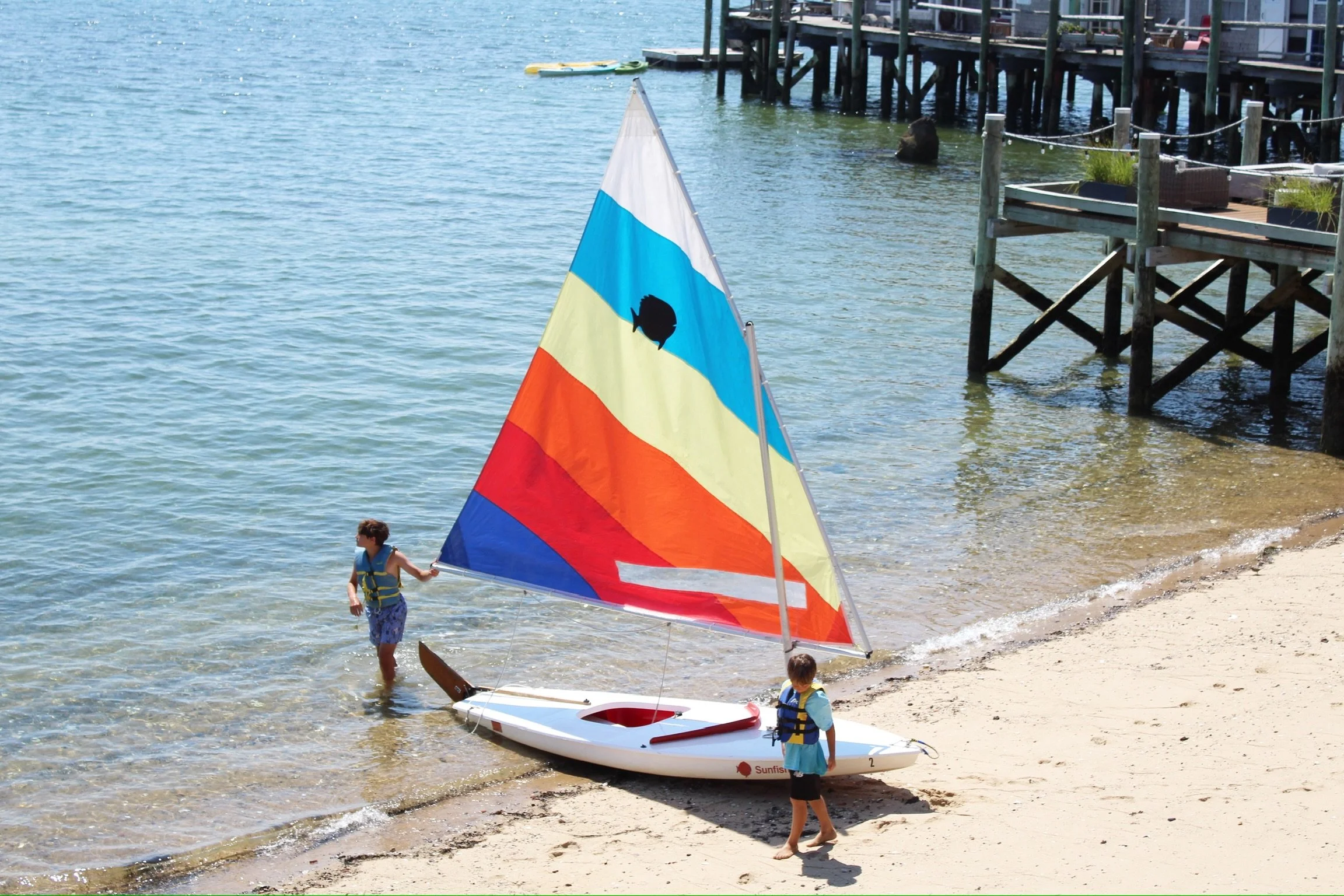 What begins on the water extends far beyond it: generations of sailors leave WERCCS with self-reliance, responsibility, leadership, respect for fair competition, and a lasting connection to the marine world. ☀️
As we carry this legacy forward, we are