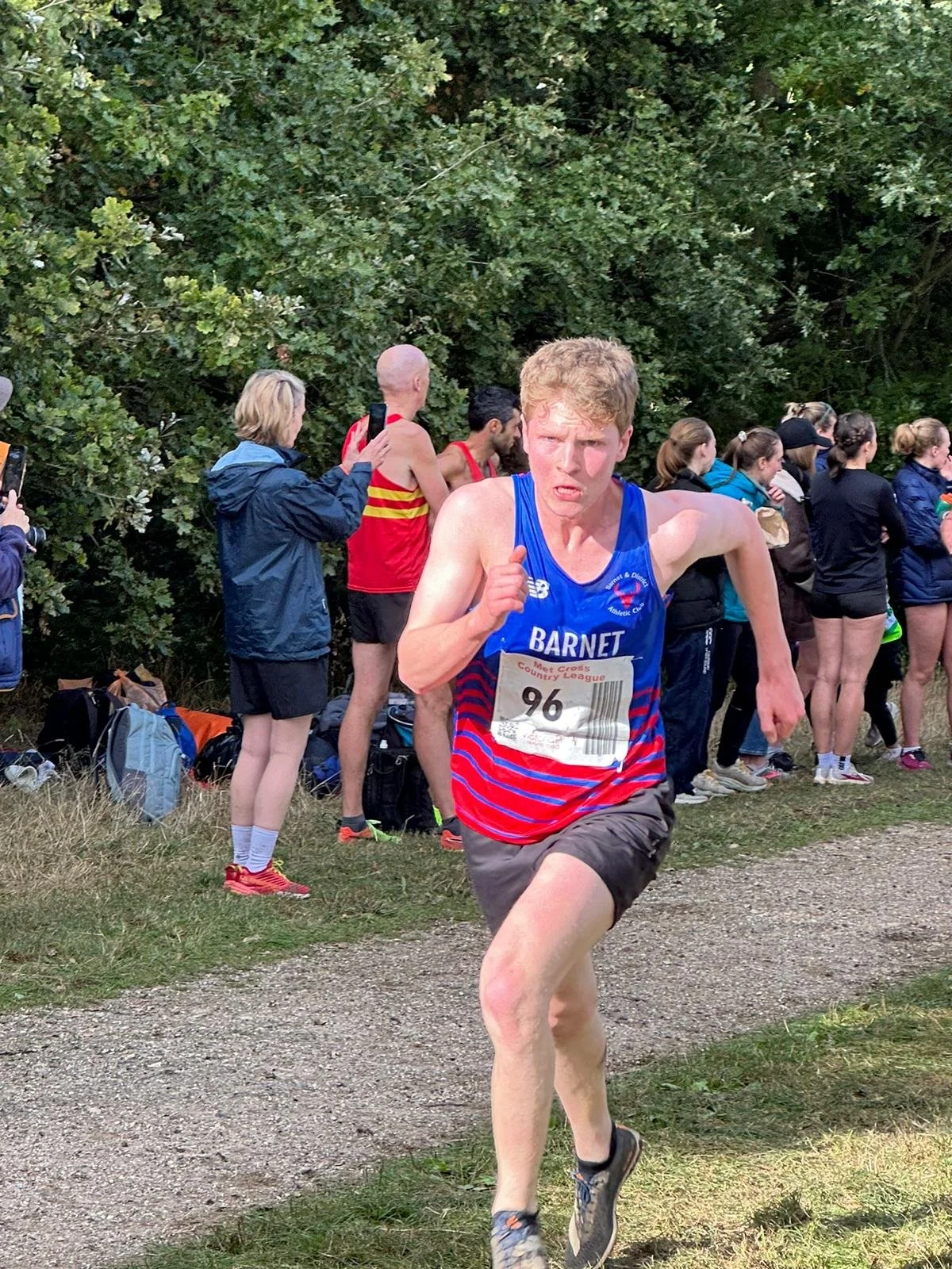 Young guns and old hands deliver at Claybury - Met League cross country Race 1