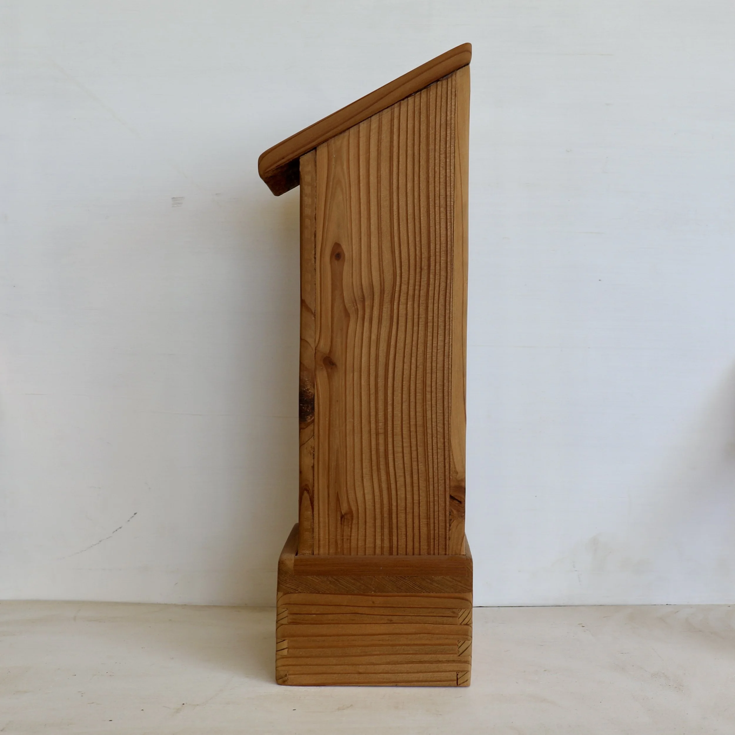 BIRDHOUSE RIGHT SIDE.JPG