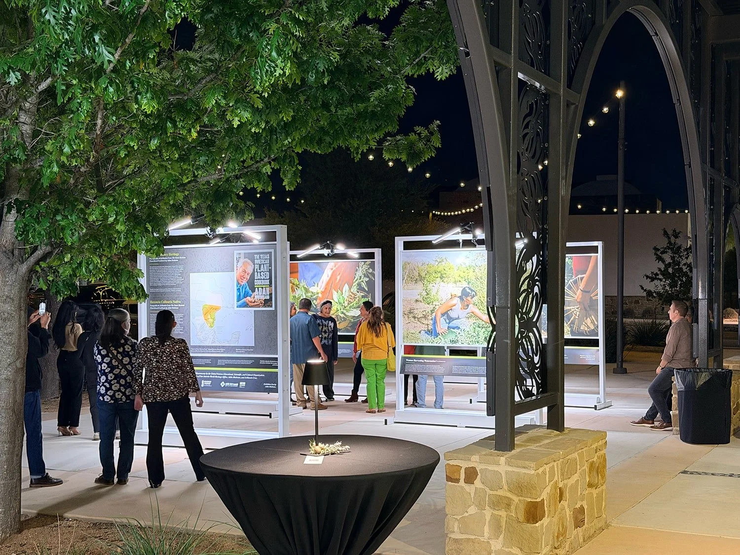 Gallery-Museum-Practice-2-min.jpg