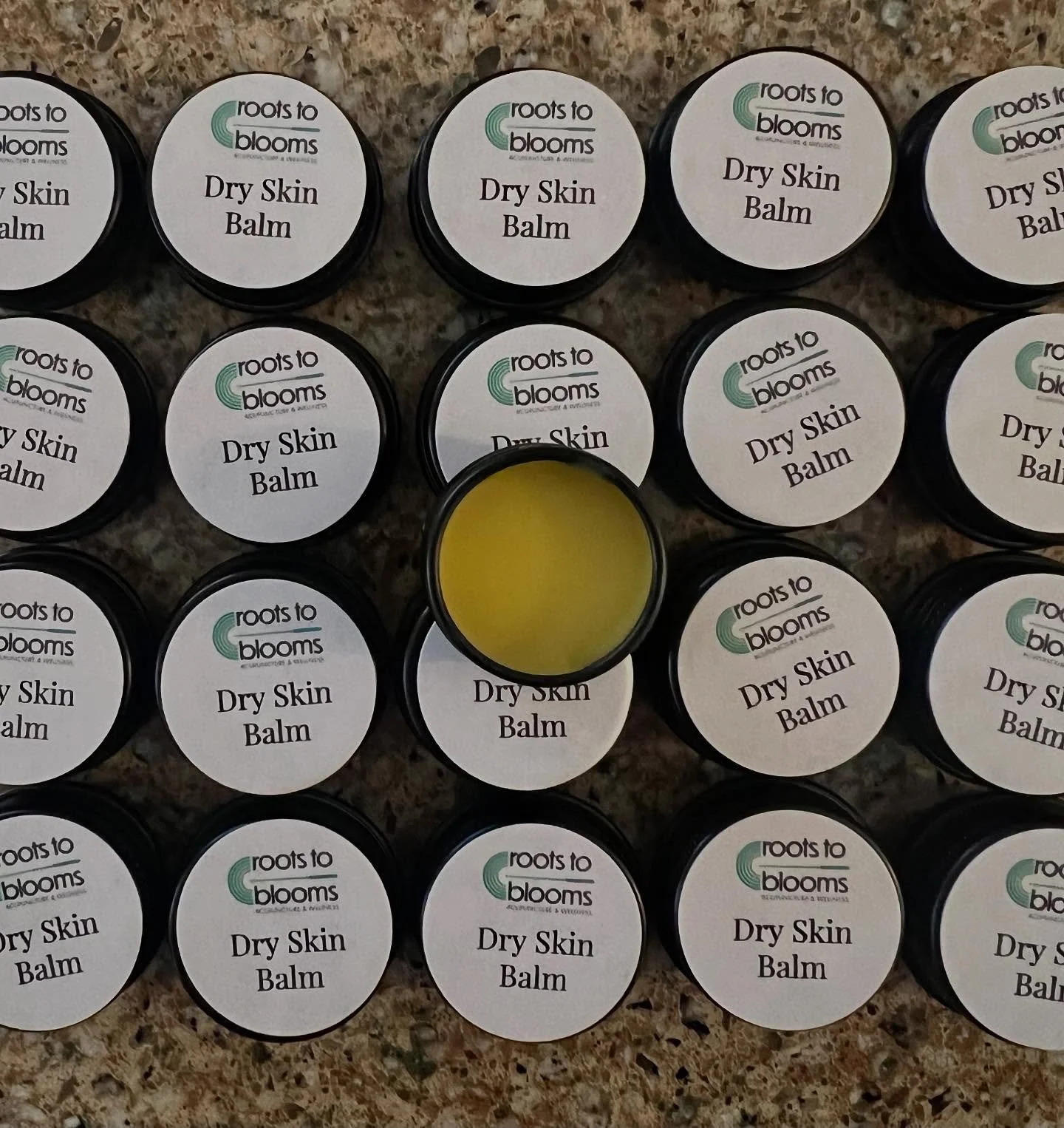 I made 132 of these tiny guys today. Dry Skin Balm samples made with #calendula, #rhubarb, #frankincense, #manuka, #sheabutter, #rosehipseedoil, #oliveoil, #sunfloweroil, #candelillawax, and #carnaubawax. This beautiful golden balm soothes and preven