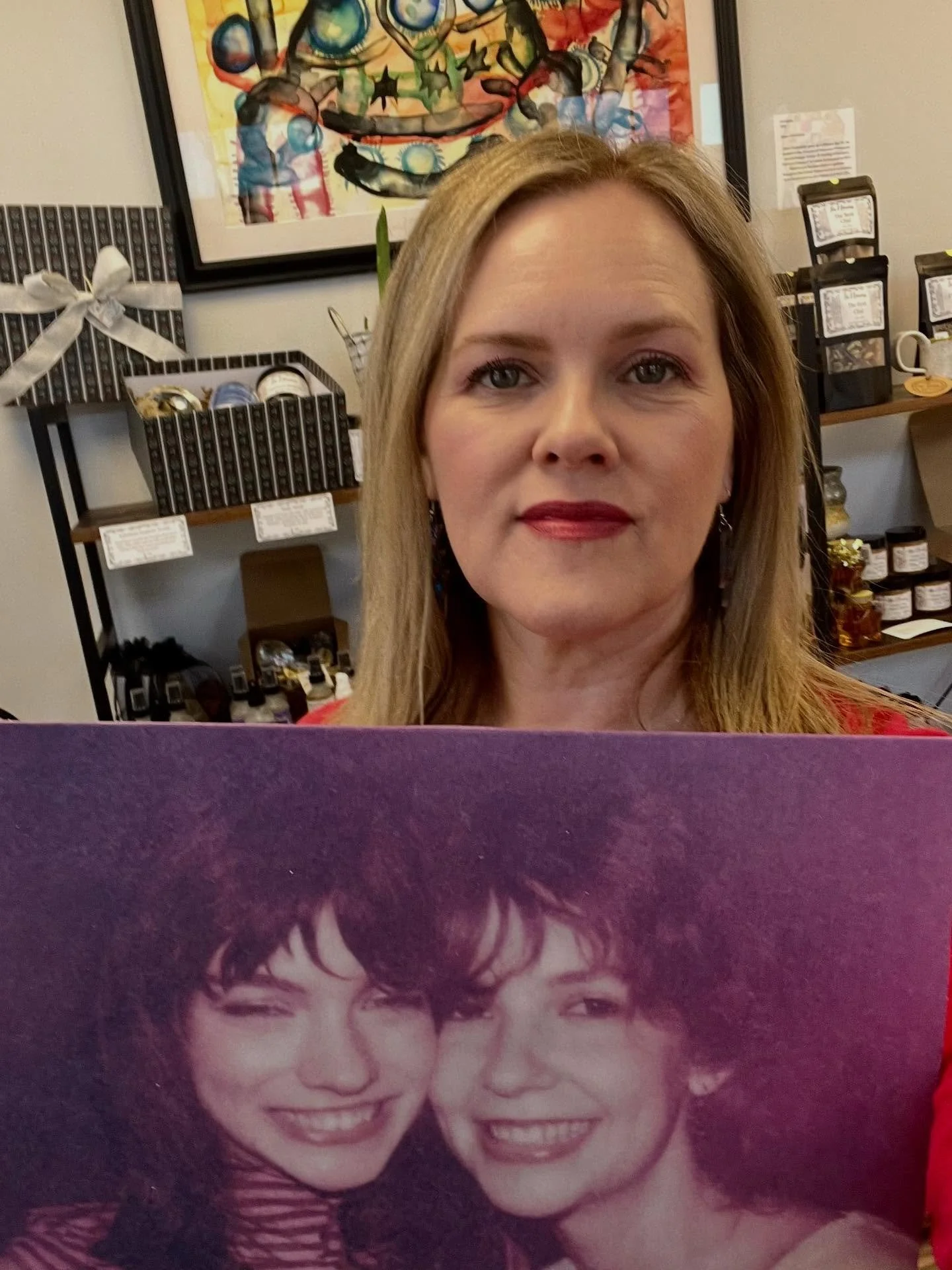 Today's clinic spin is #pacifica's 2025 "In Your Face." These ladies from Argentina have some bangers. If you like the Strokes or wetleg, you'll enjoy this album. 

Come in next week for some between the holidays love. I've got a few appoin