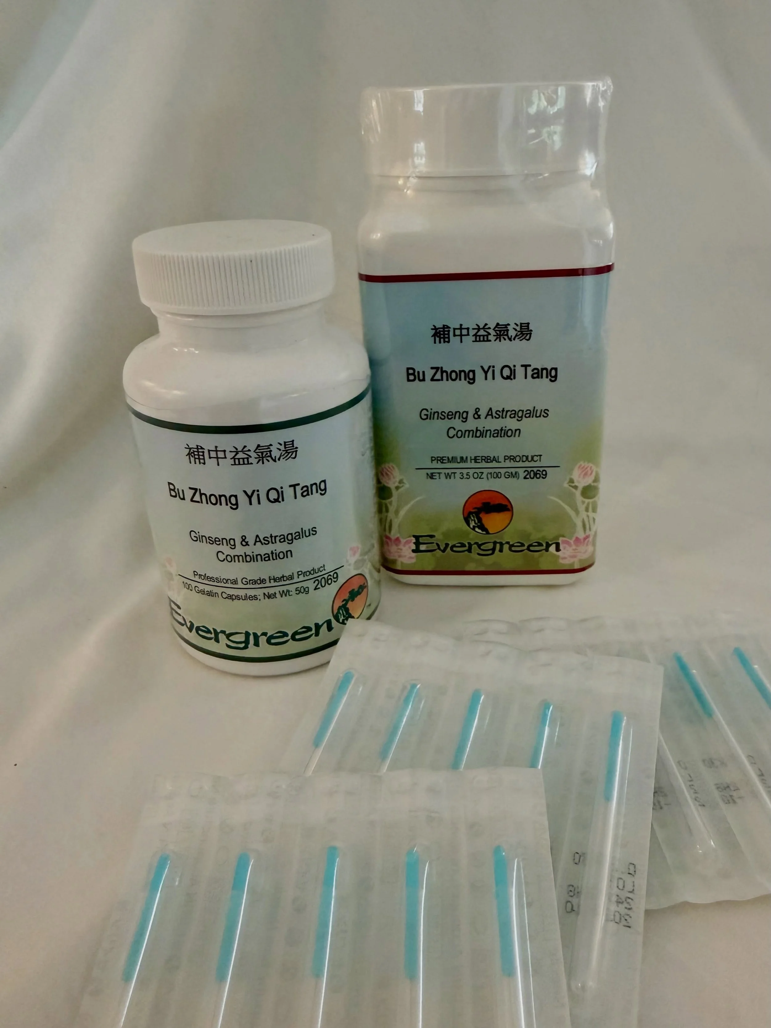 I was asked if I prefer pins or herbal formulas for patients for #augustmeettheacupuncturist2026. My answer depends on the situation. If a patient is brand new, coming in for the first time, I like to see how their body responds to a couple appointme