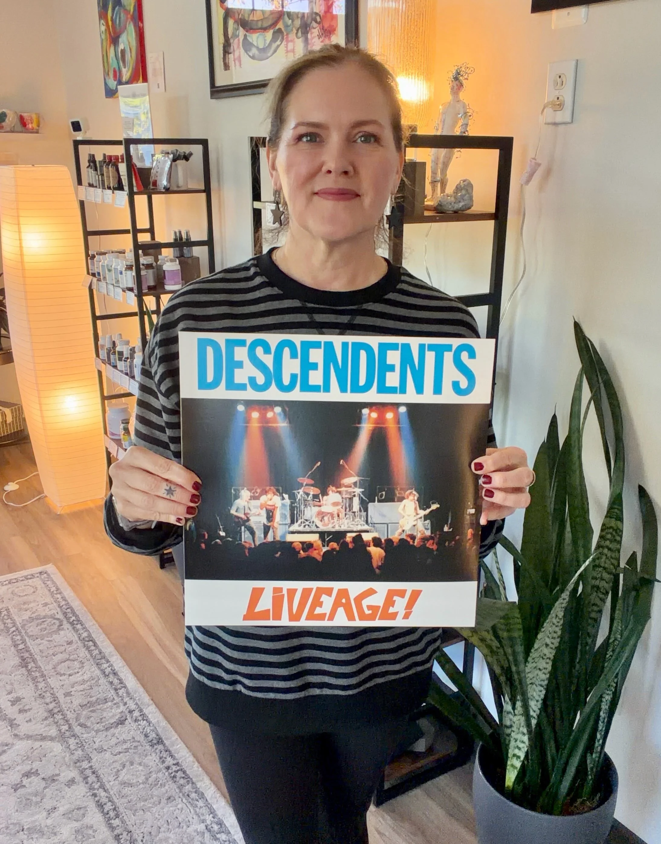I'm savoring and extending this year's epic Riot Fest with today's #rocknrollfriday selection: Descendents' "Liveage." This album has been a staple in my life since I was about 15, though this pressing is recent. 

Enjoy what made 15 year o