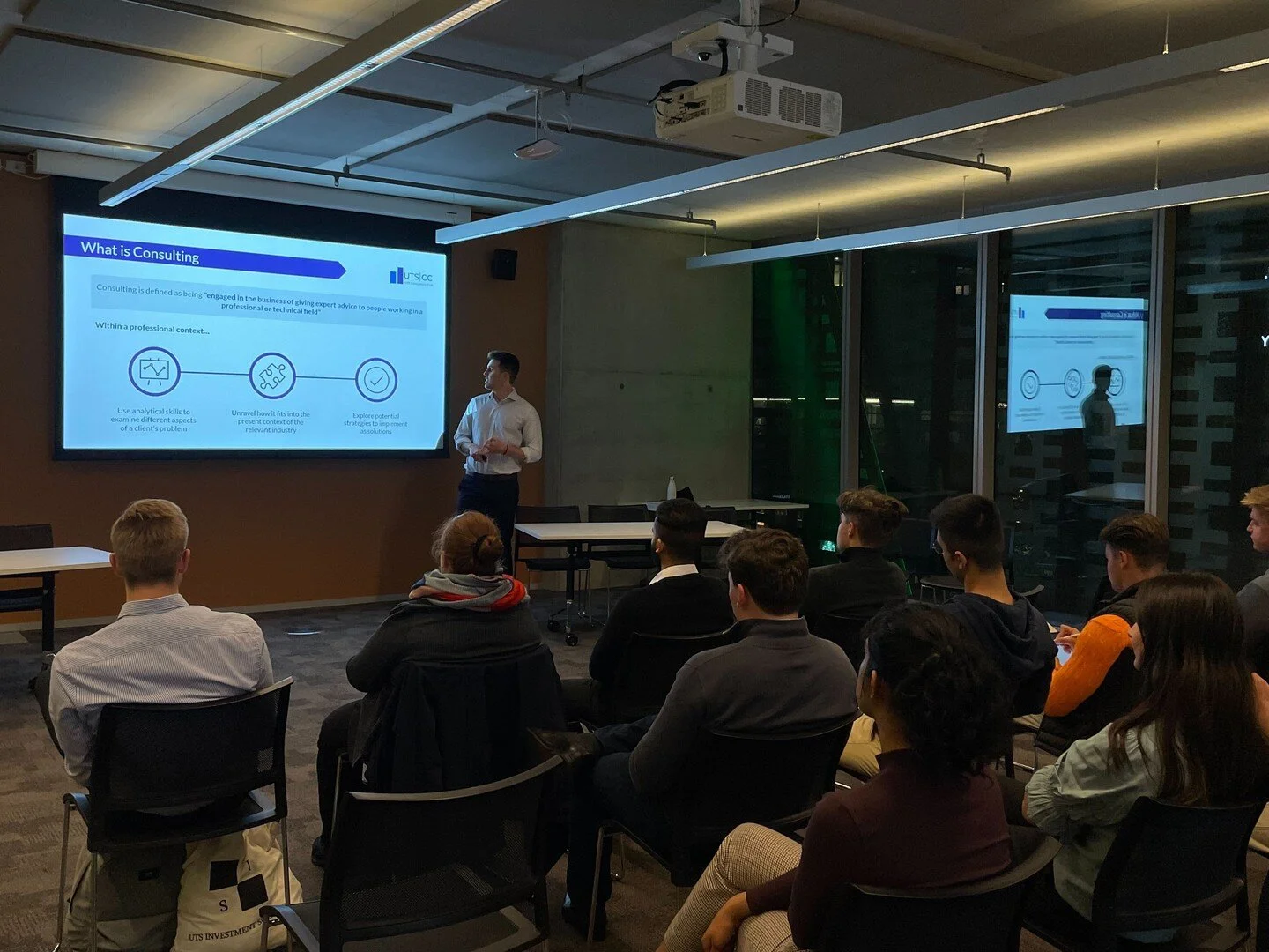 On Tuesday night, UTSCC held our first of three Career in Consulting Workshops!

Students were able to hear from a panel of industry representatives who gave a comprehensive introduction to consulting - this including explanations of what consulting 
