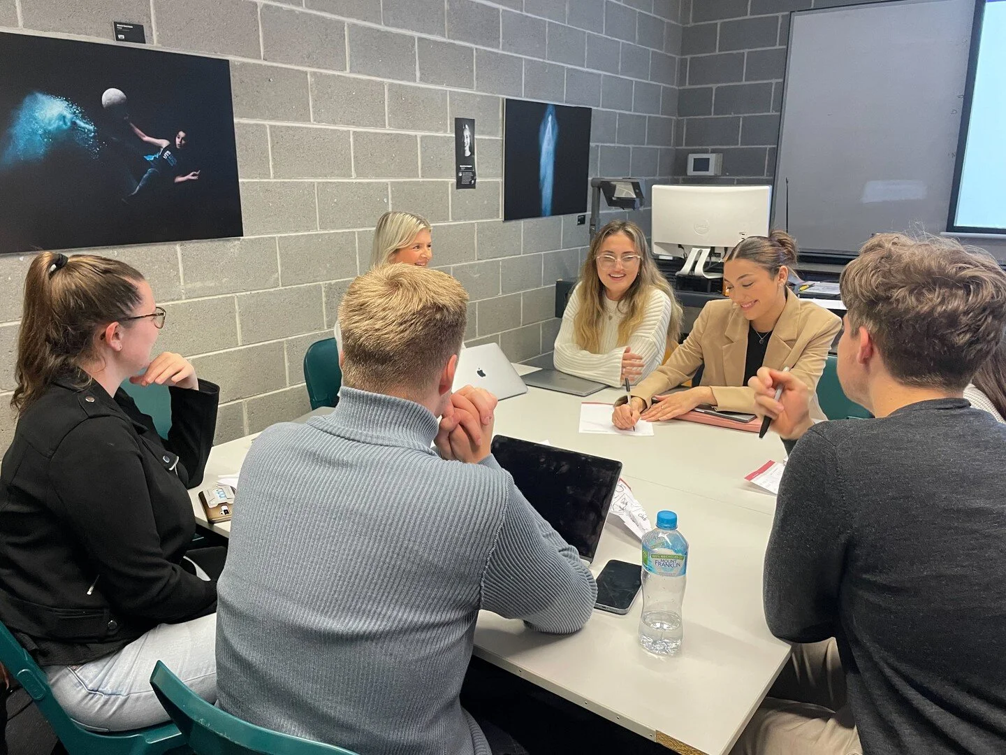 On Thursday night our consultants attended their second workshop of the consultant program all about solution validation! This workshop pushed consultants to move out of the problem space and aimed to equip them with the tools required to identify ef