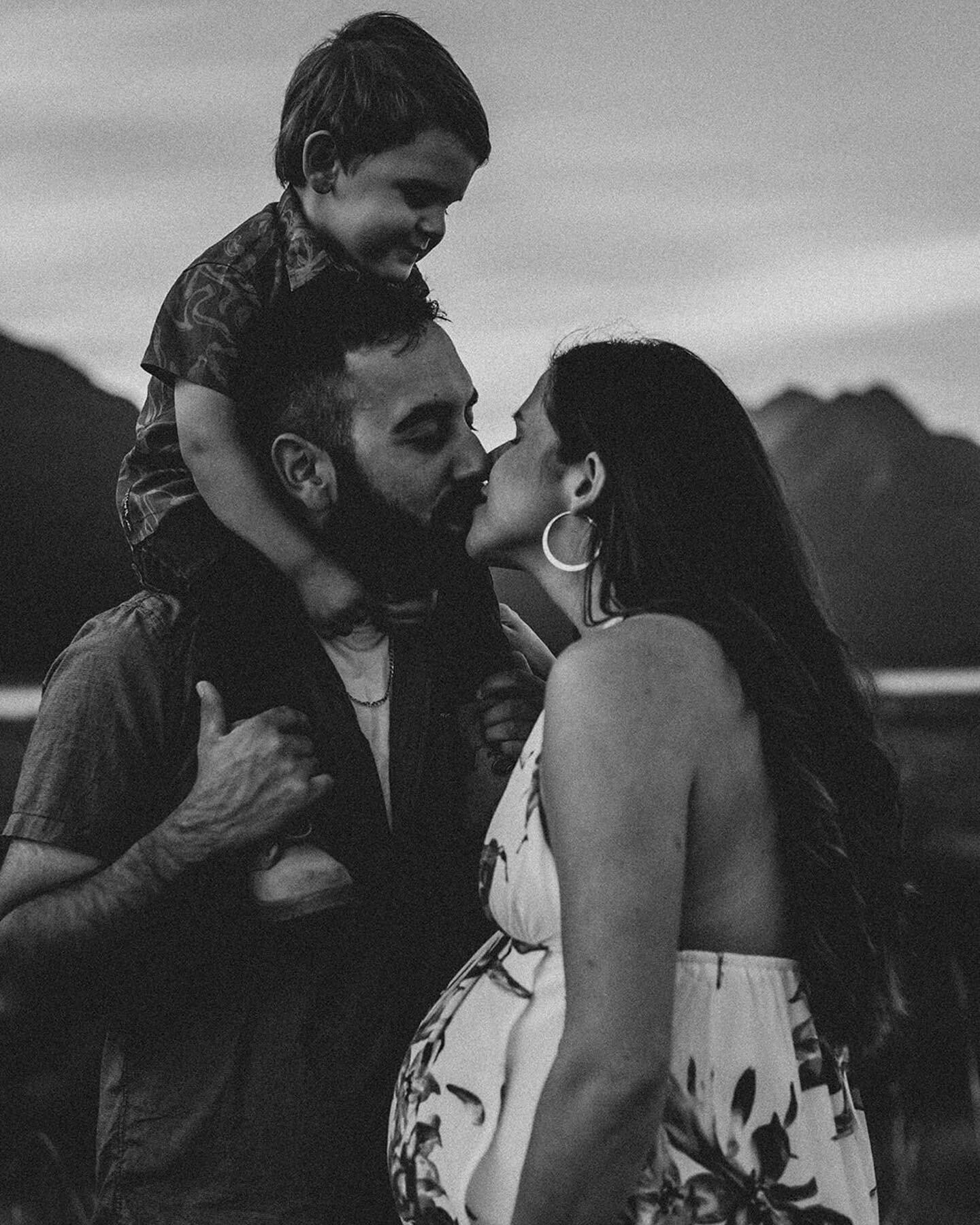 A forever favourite family session.

Back when @purple.haaze_ only had one toddler to chase around 🥺🥺🥺

It&rsquo;s so magical seeing the families I photograph grow and grow. Such a special job. I&rsquo;m so grateful for what I get to do. 🤍✨