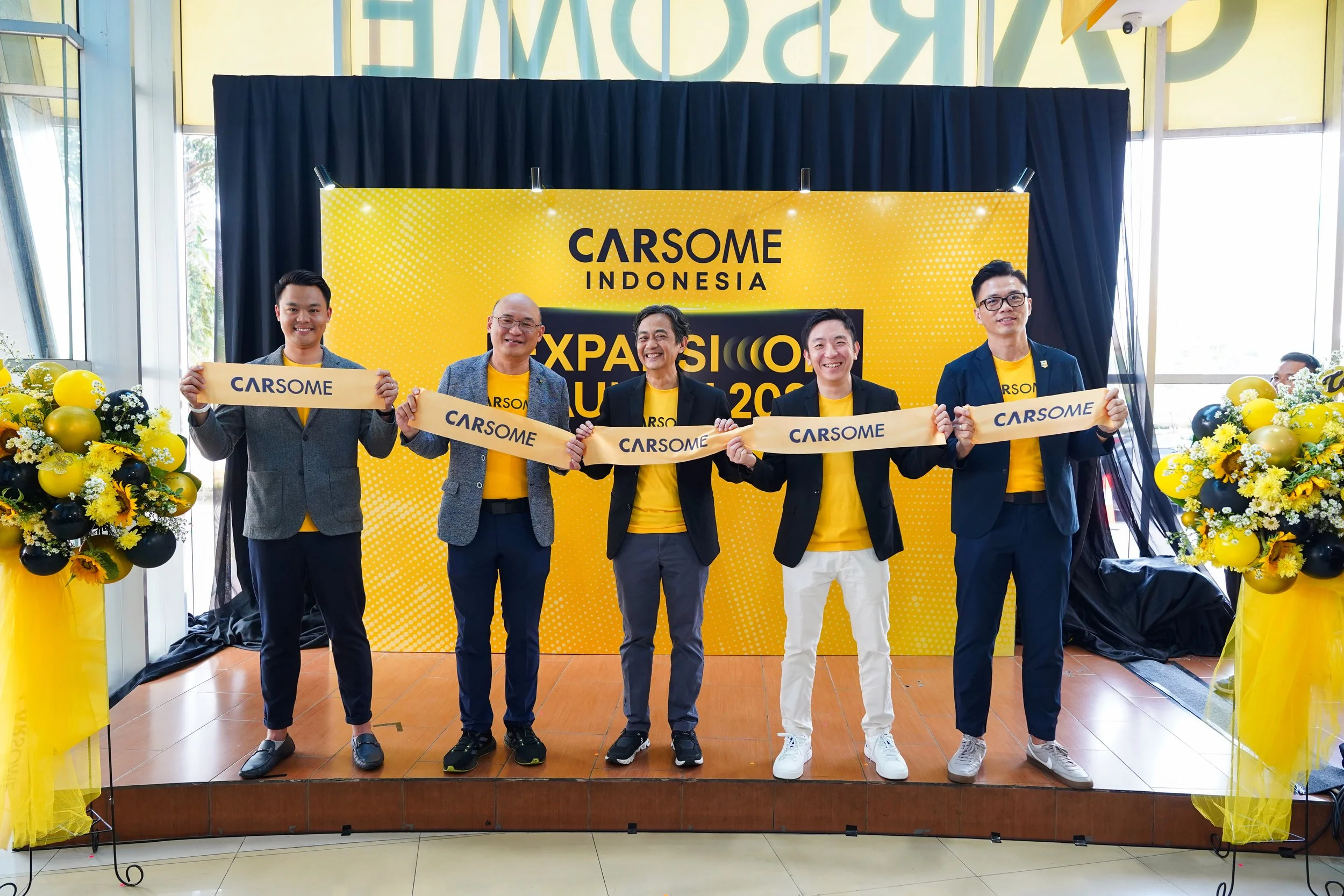 Peresmian pembukaan CARSOME Showroom BSD Junction.jpg