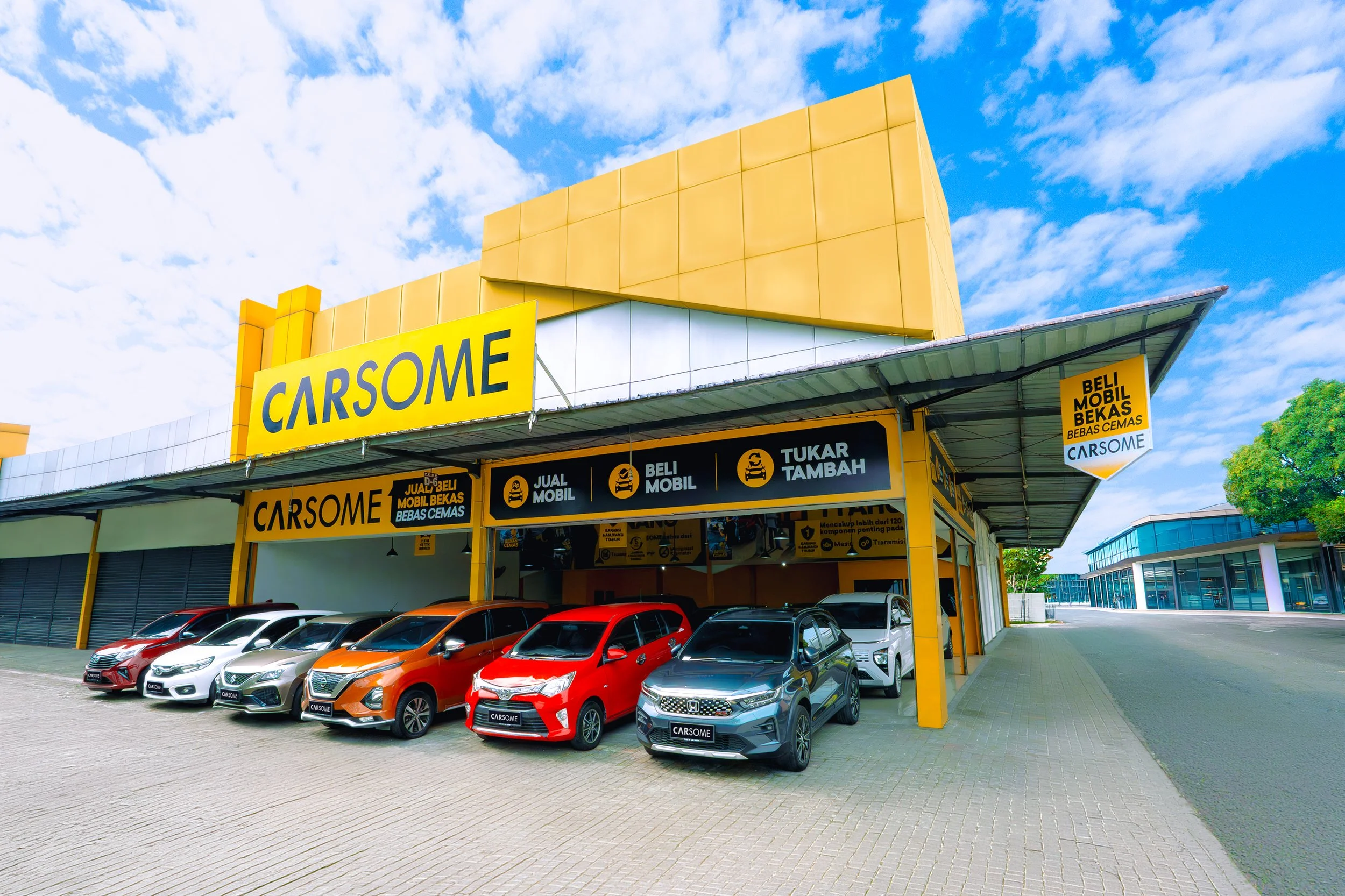 CARSOME Showroom Bekasi-POSH Harapan Indah.jpg