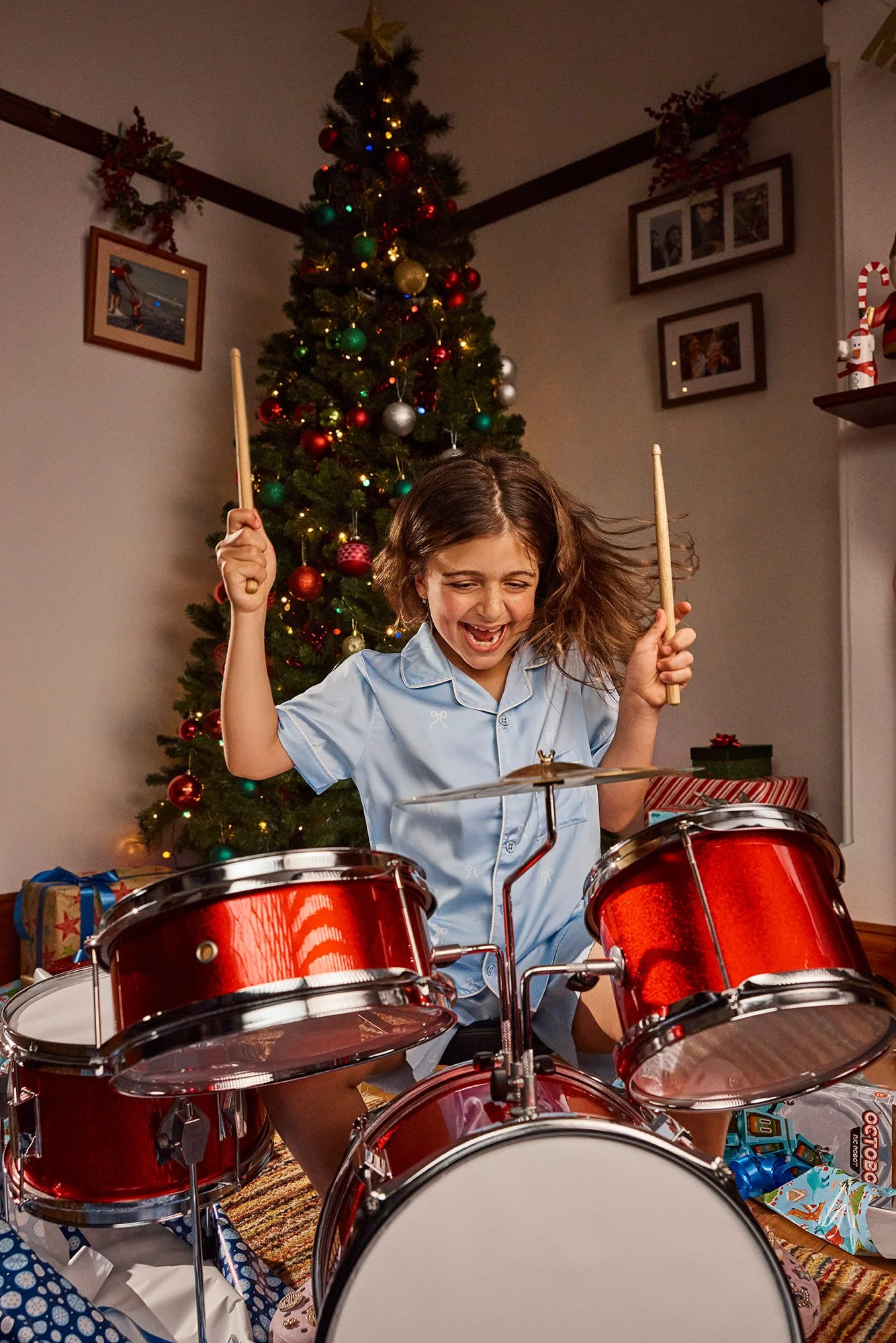 Stockland Christmas Campaign -- 
Key usage: Out of Home, Point of Sale and Digital