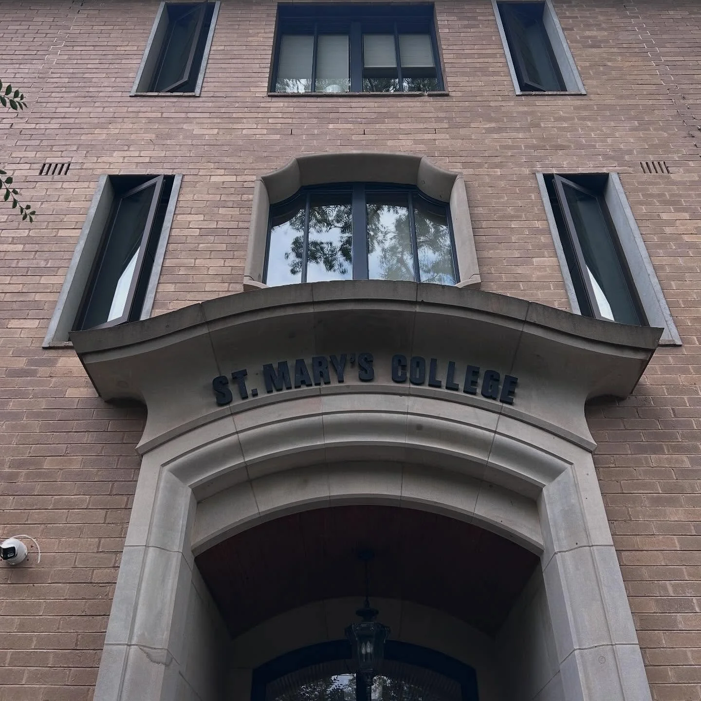 Yesterday I started non-residential tutoring at @stmarysunimelb in art history. I&rsquo;m excited for my first semester!