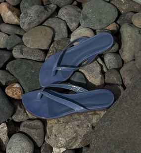 Regina Pyo Wedge Thong Cornflower.png