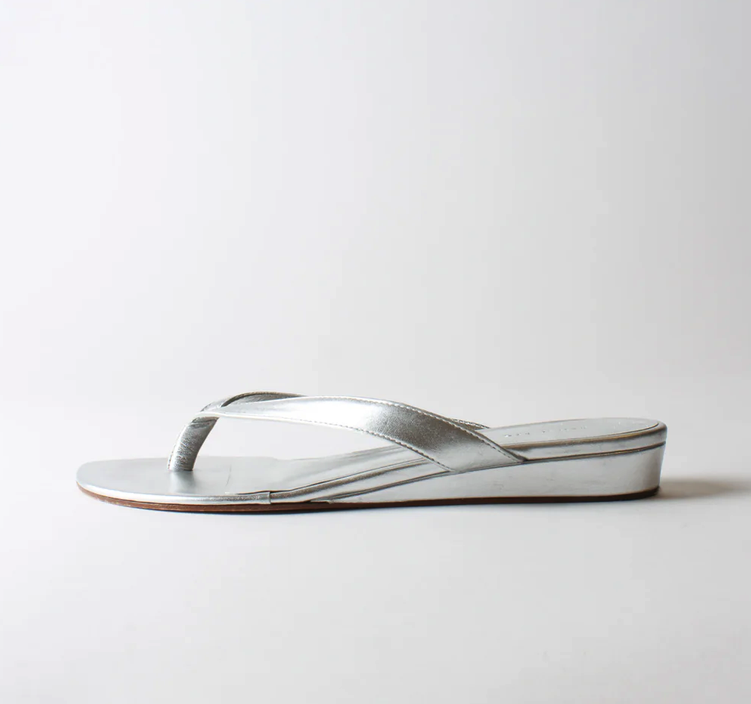 Shoes please