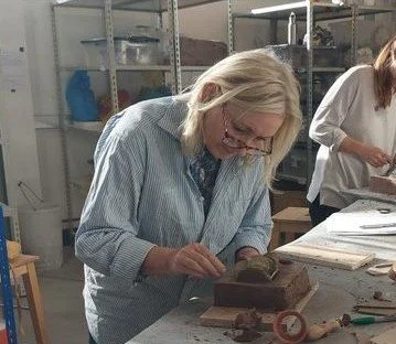 Dana Aala - Ceramics & Printmaking