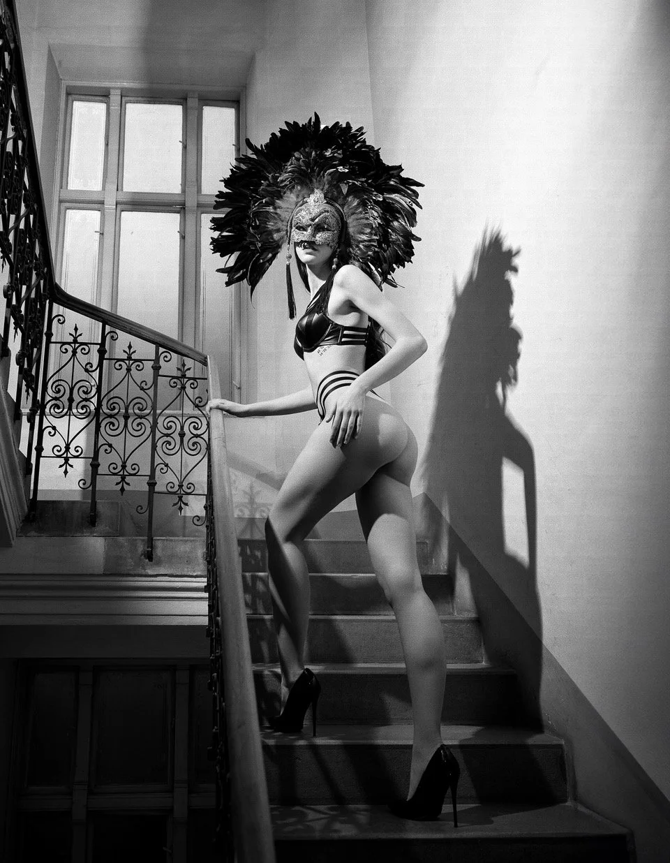 boudoir_mask_bw_high_ig.jpeg