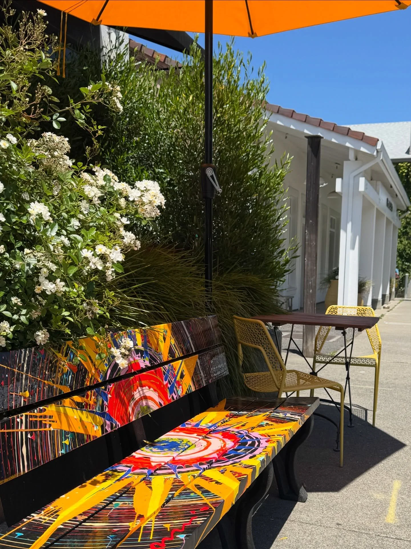 Feels like summer.

#designlife #color #publicart #pursuepretty #everydaybeautiful