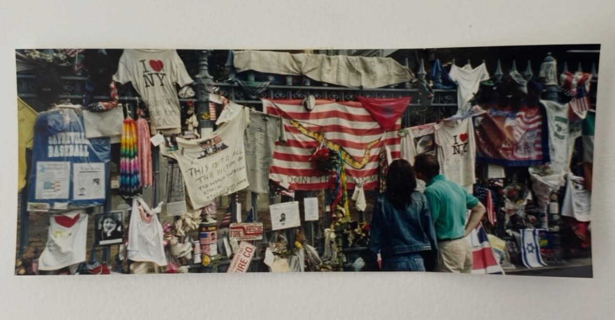 Impromptu memorial.
As if we could ever forget. 
New York City, 2001.

#newyork
