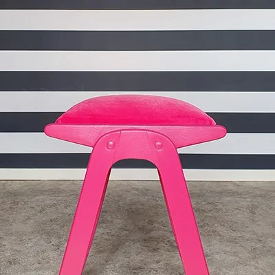 PP-Pink-drench-stool-3.jpg