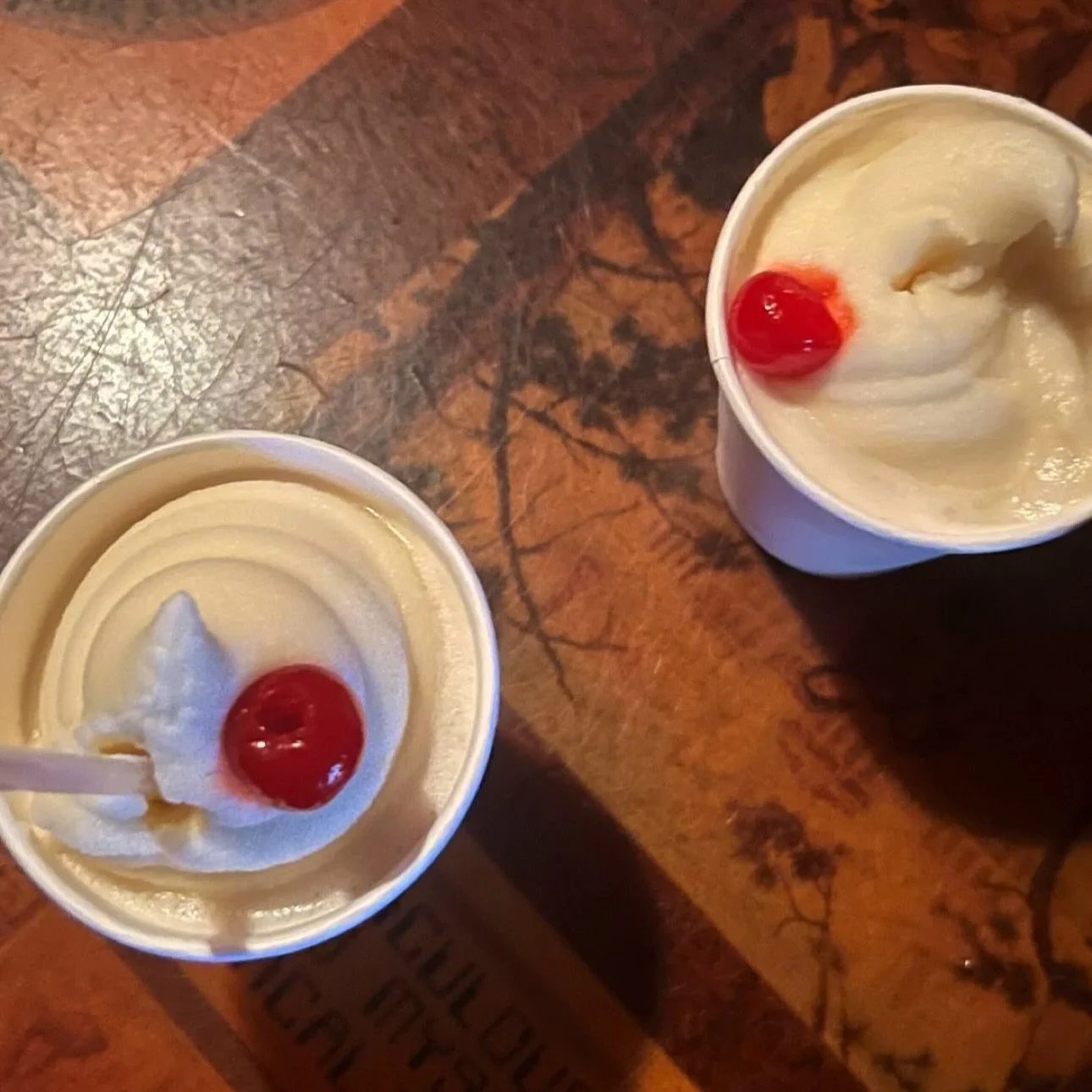 We have FROZEN MARGARITAS today!! Come by and try one π. Check out our end of summer plans this week β¬οΈ
Tuesday- open mic with Squid π¦ 
Wednesday- Radio Bingo with @paddytubz 
Friday- Volleyball Night! Sign up with a team of 6, link on our website.