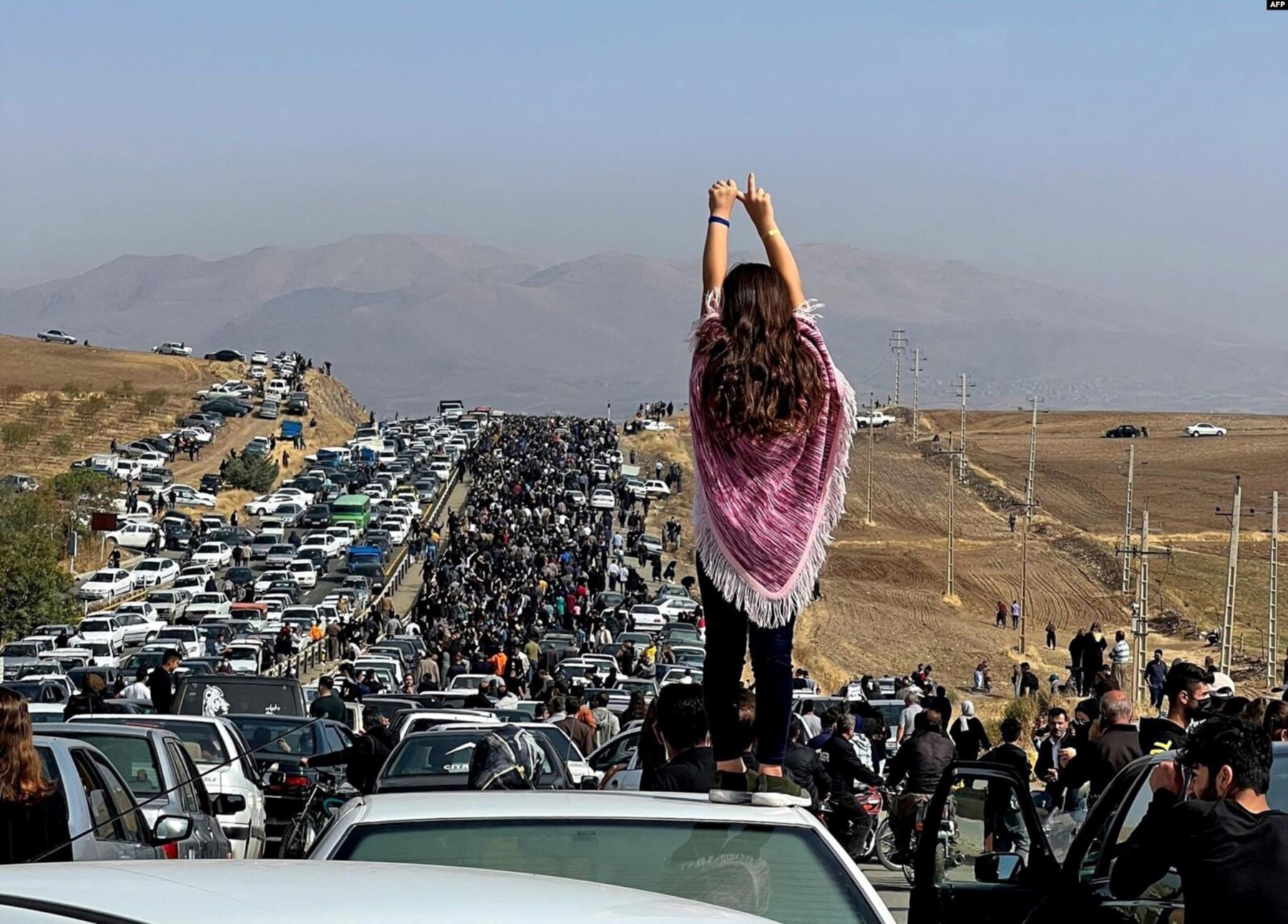 Reporters Risk their Lives in the Middle East